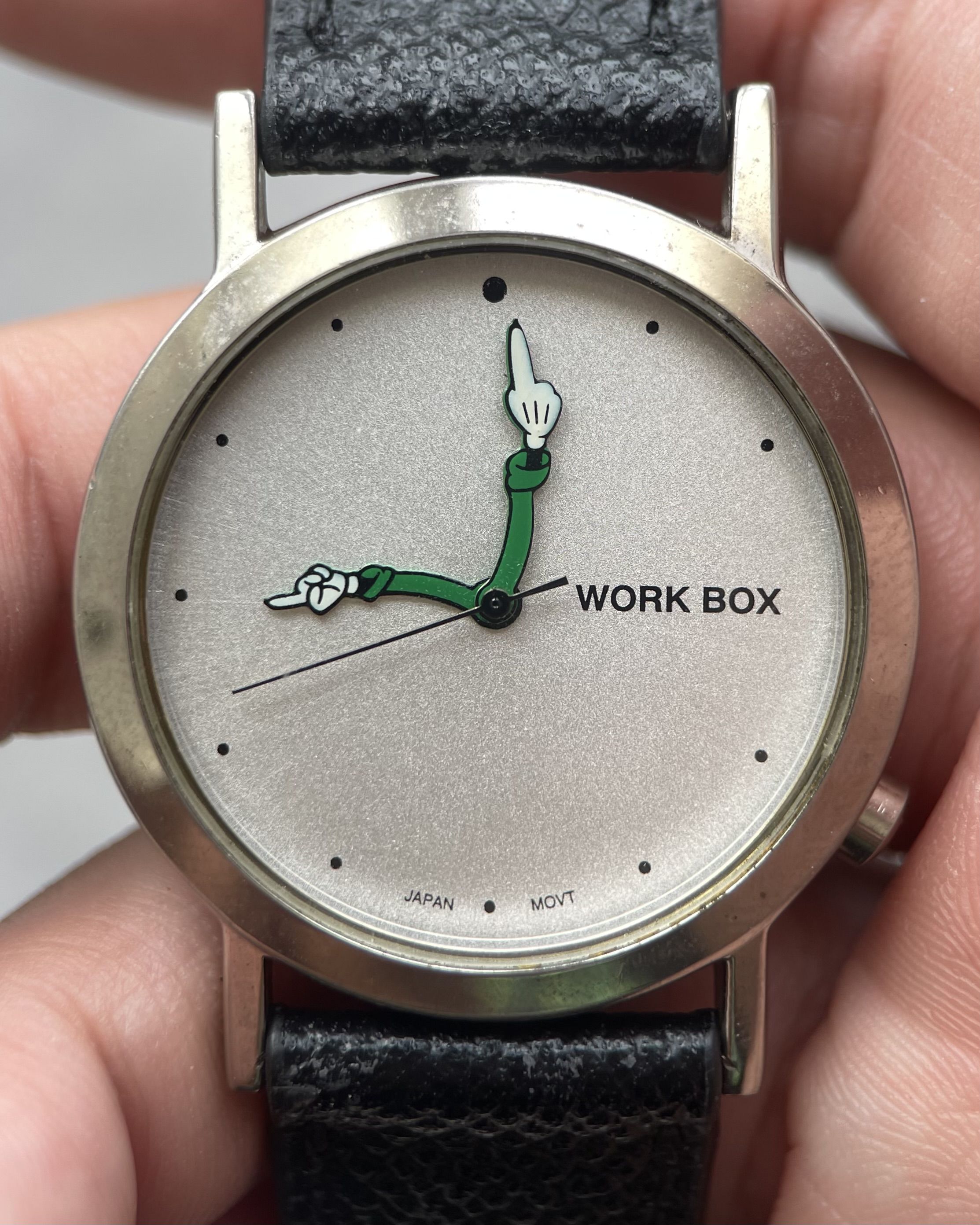 WORK BOX GREEN ARM ATTITUDE VINTAGE QUARTZ WATCH