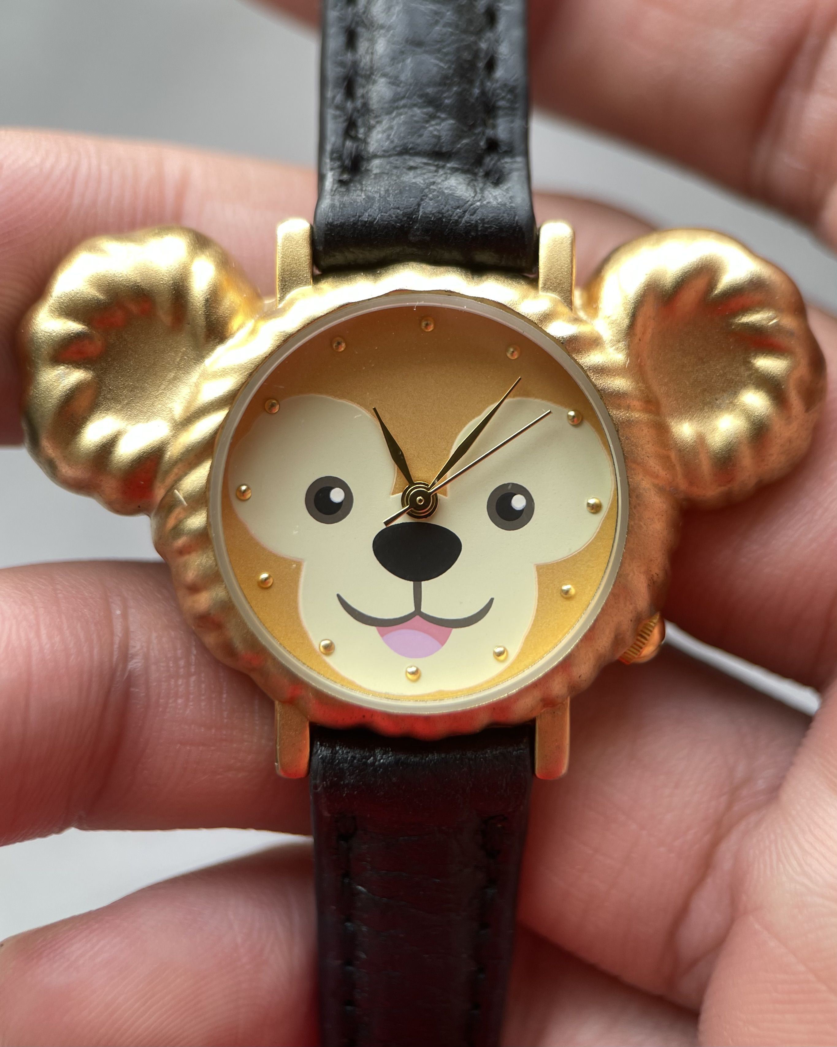 DUFFY THE DISNEY BEAR VINTAGE QUARTZ WATCH 