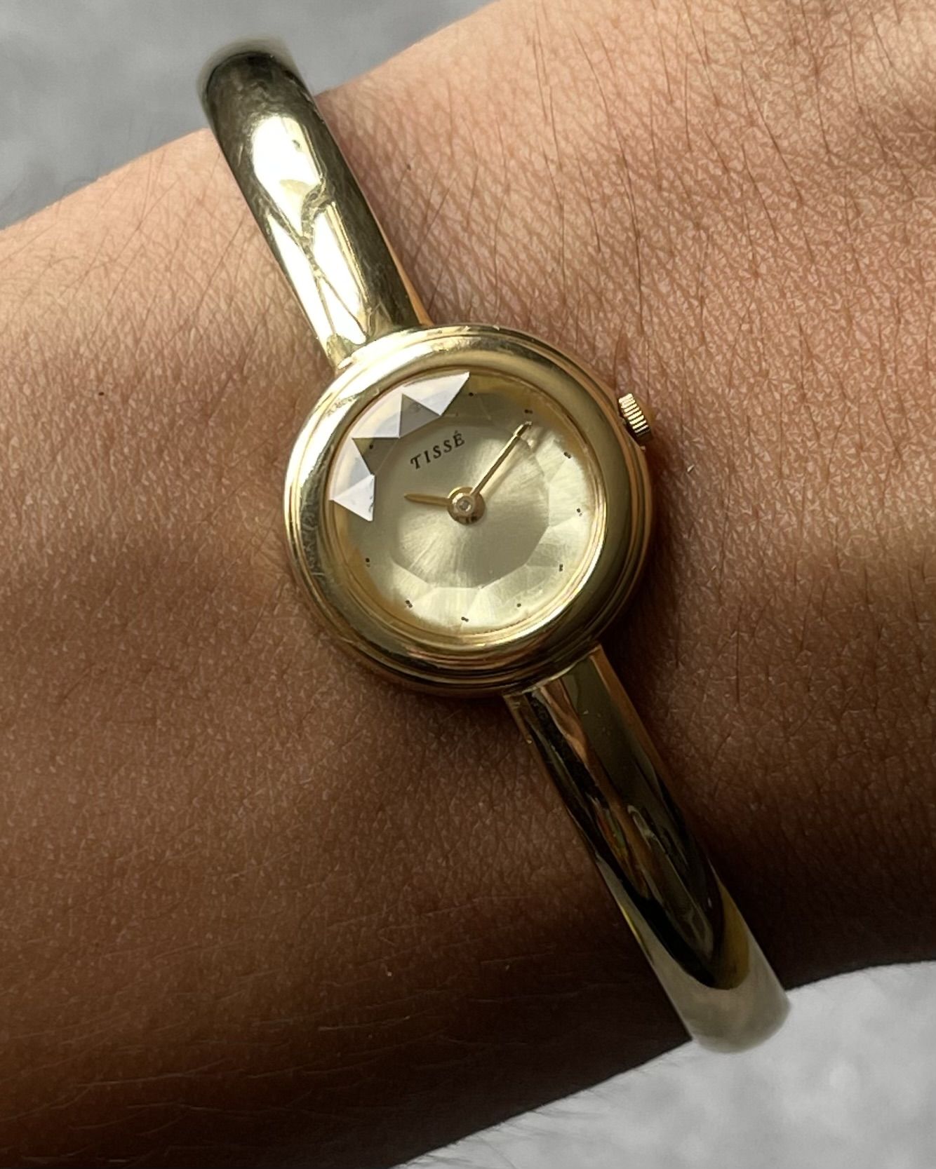 SEIKO TISSÉ GOLD BANGLE VINTAGE QUARTZ WATCH | Artizen Store
