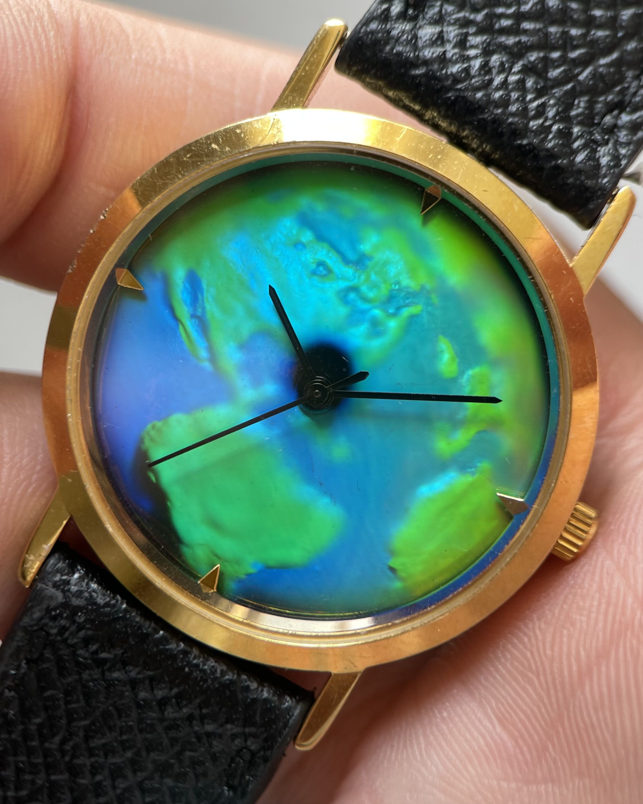 【中古】 地球の風 PLANET EARTH 3D DIAL VINTAGE QUARTZ WATCH | Artizen Store