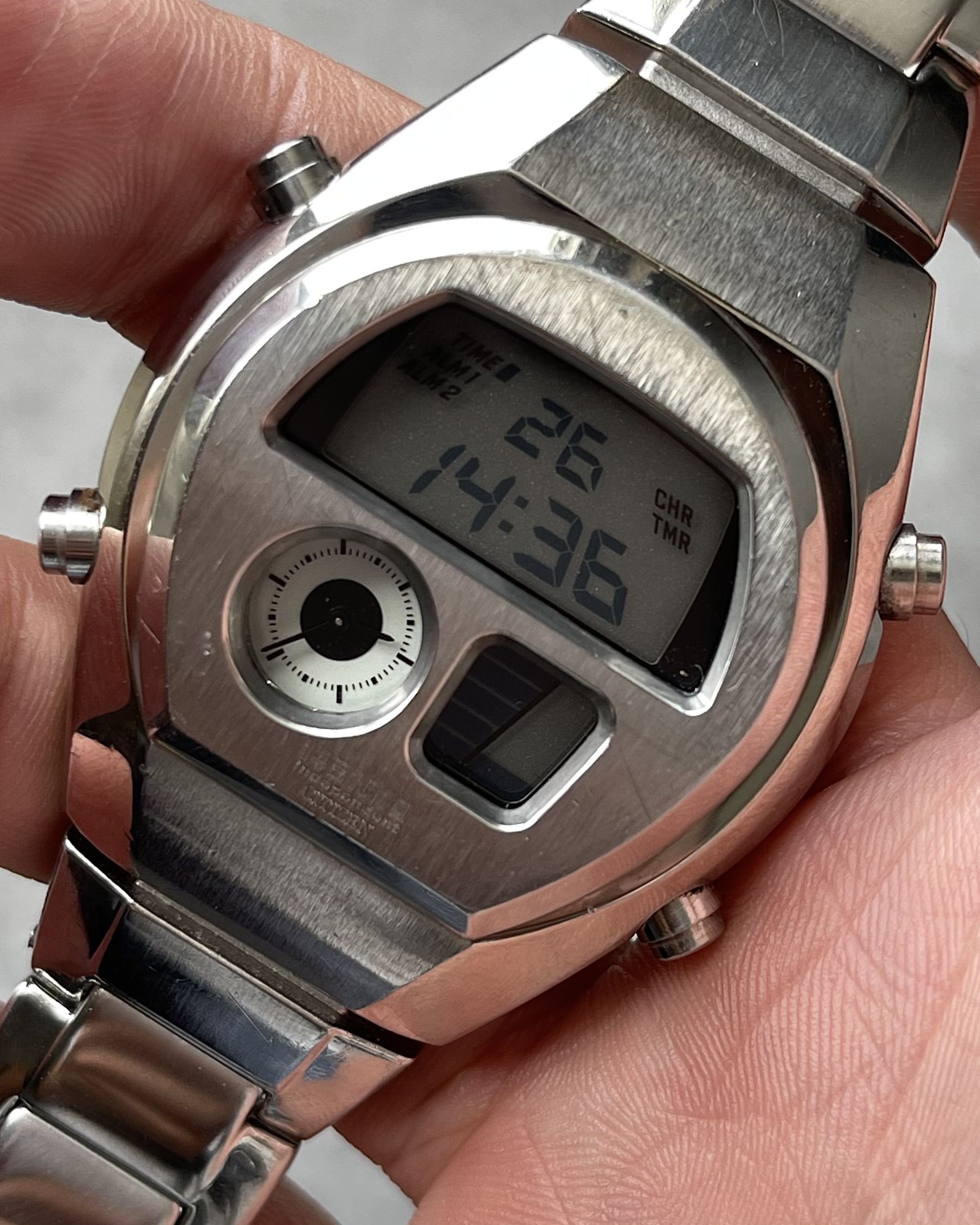 CITIZEN 1481010 FUTURISTIC MULTI-DISPLAY VINTAGE WATCH | Artizen Store