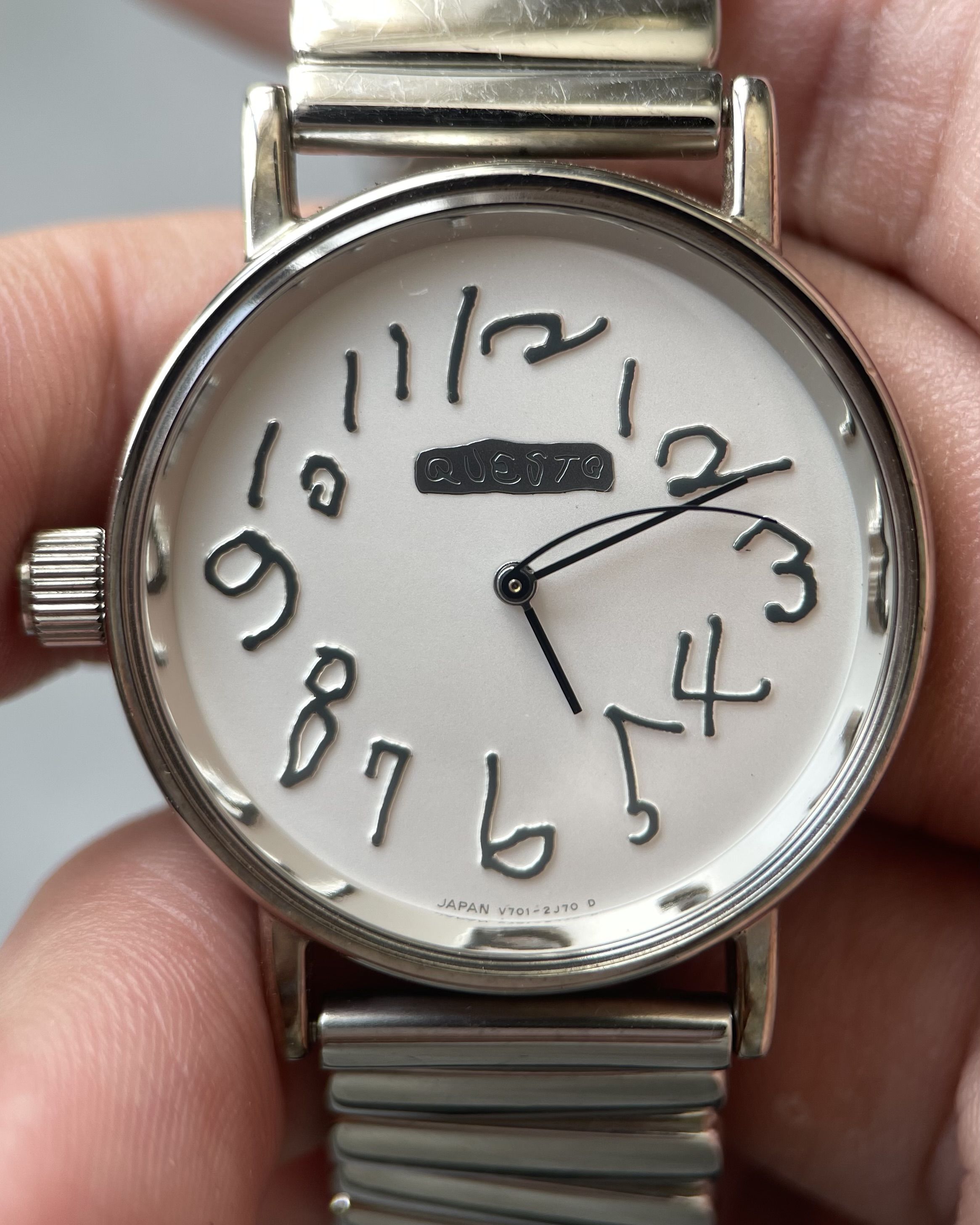 OHARA QUESTQ HAND WRITTING NUMERAL VINTAGE QUARTZ WATCH 