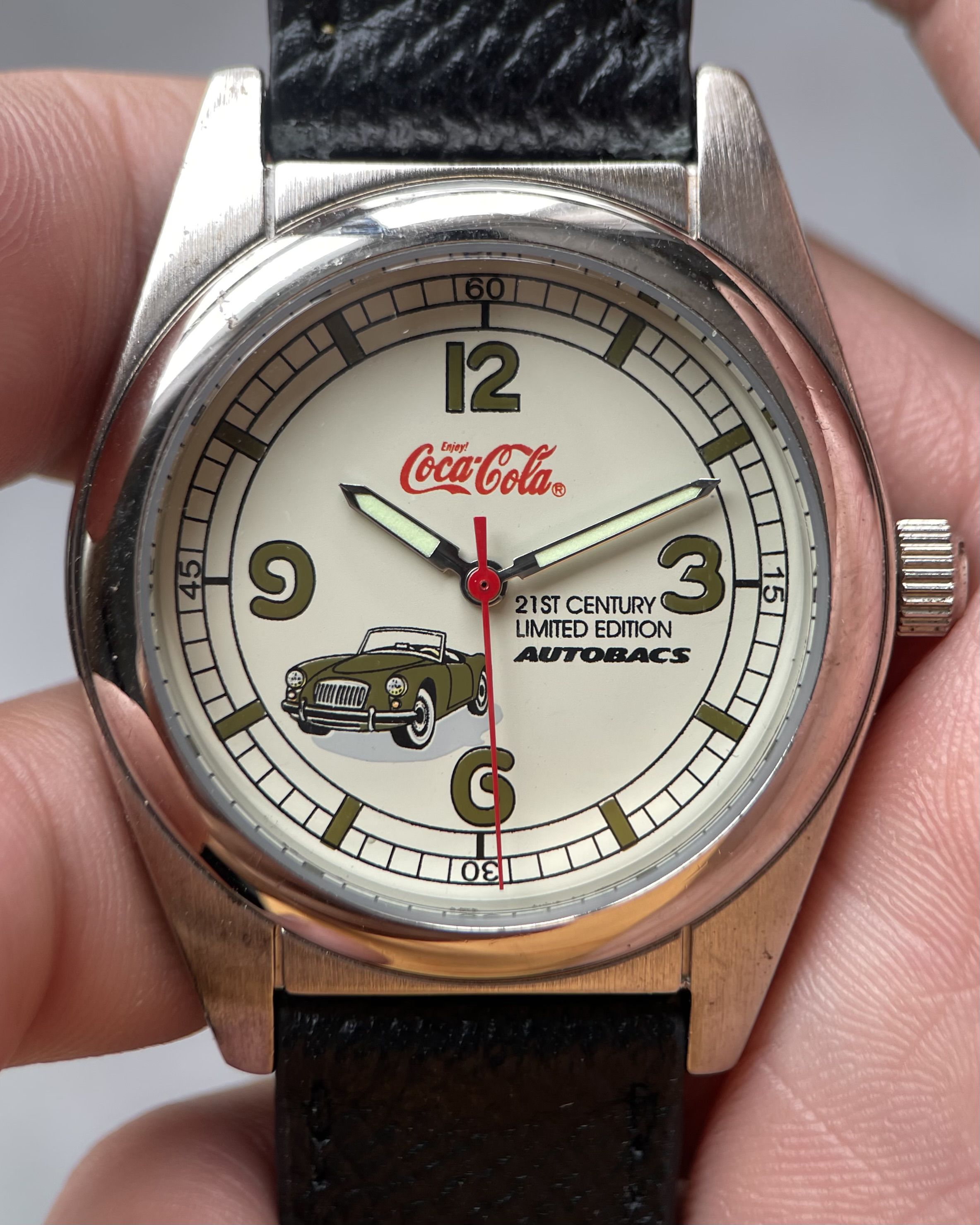 COCACOLA x AUTOBACS LIMITED EDITION VINTAGE QUARTZ WATCH 