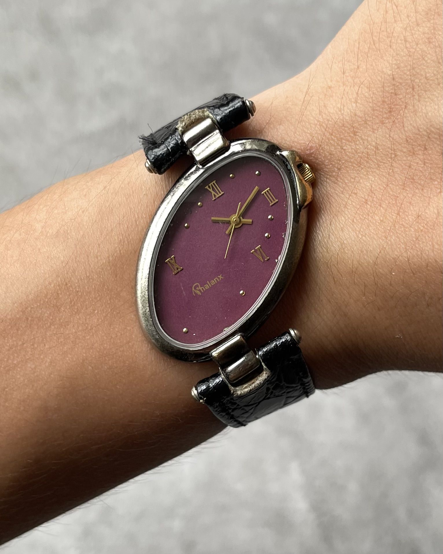 PHALANX PURPLE ASYMMETRICAL OVAL VINTAGE QUARTZ WATCH | Artizen Store