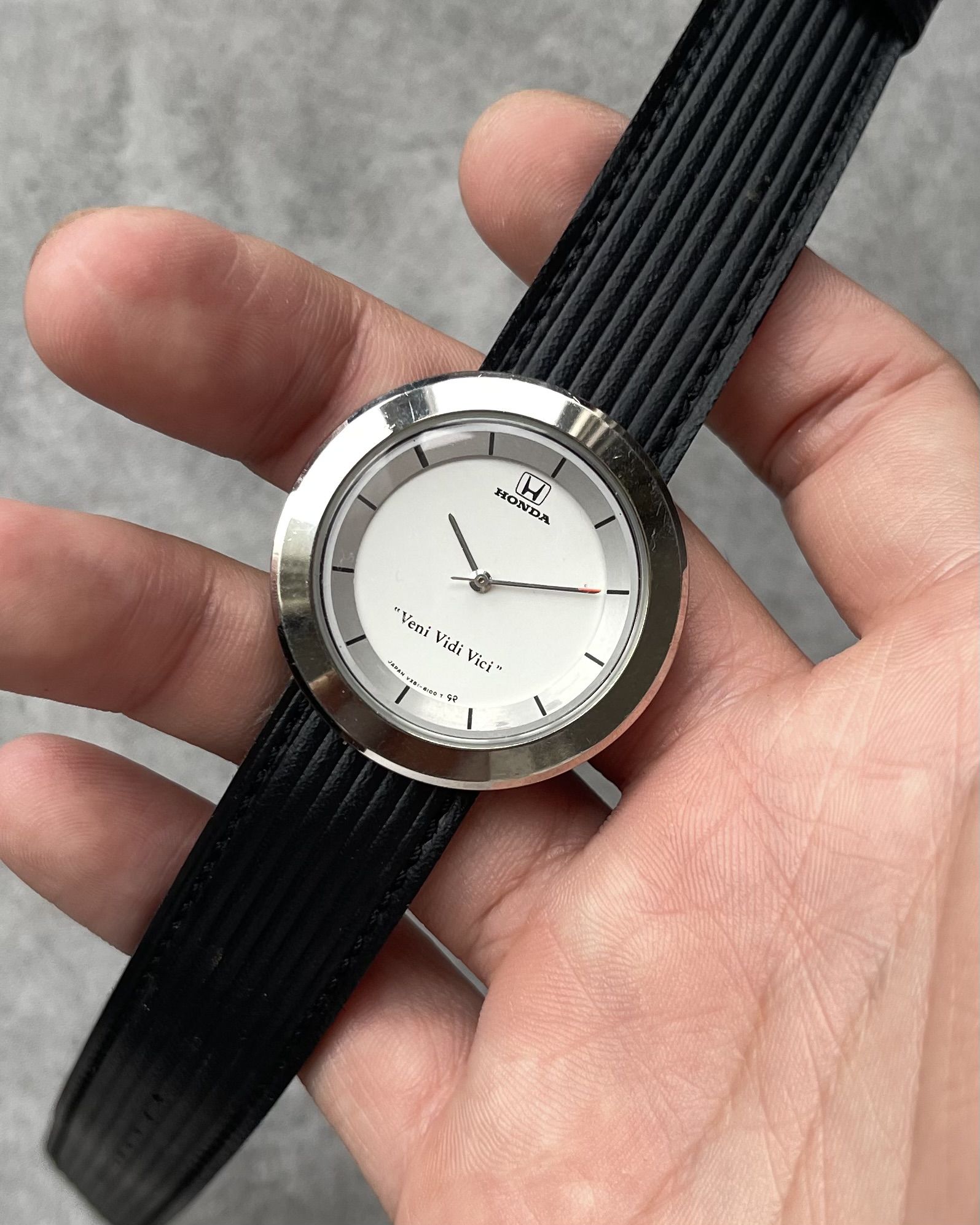 HONDA “ Veni Vidi Vici “ VINTAGE QUARTZ WATCH | Artizen Store