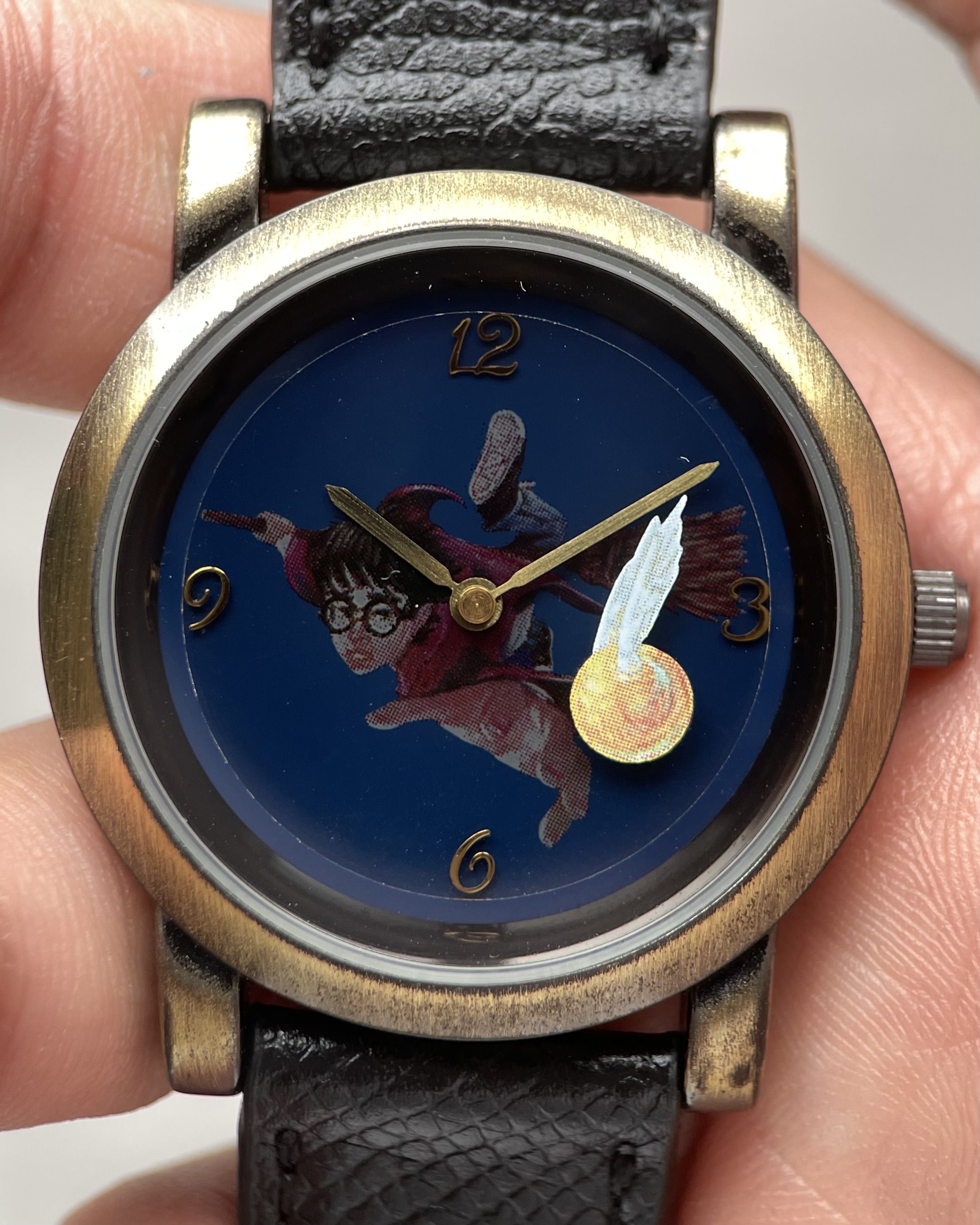 HARRY POTTER QUIDDITCH GOLDEN SNITCH VINTAGE QUARTZ WATCH