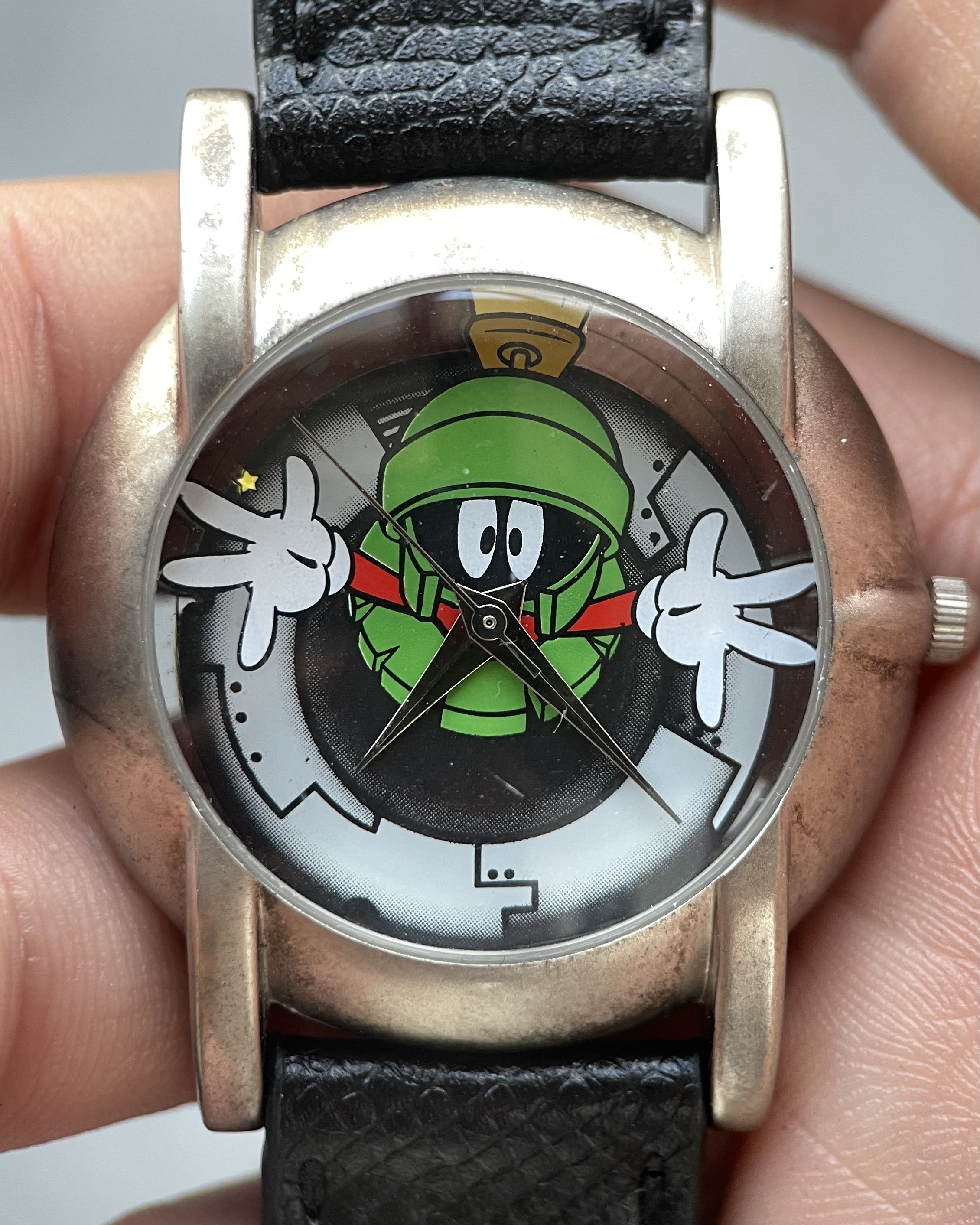 LOONEY TUNES MARVIN THE MARTIAN VINTAGE QUARTZ WATCH