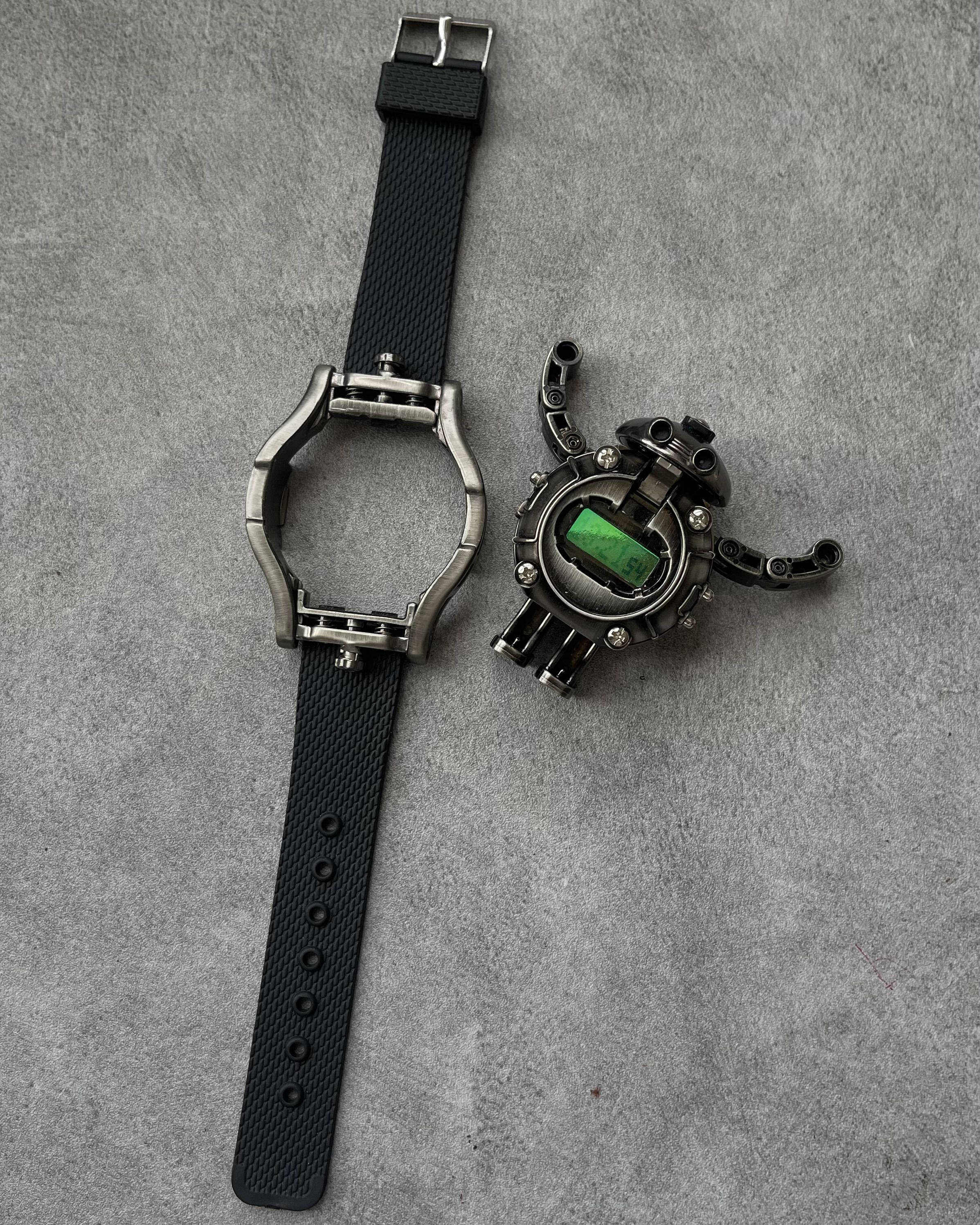 1998 BANDAI TOKIMA STEAM HEAD ROBOT DIGITAL WATCH | Artizen Store