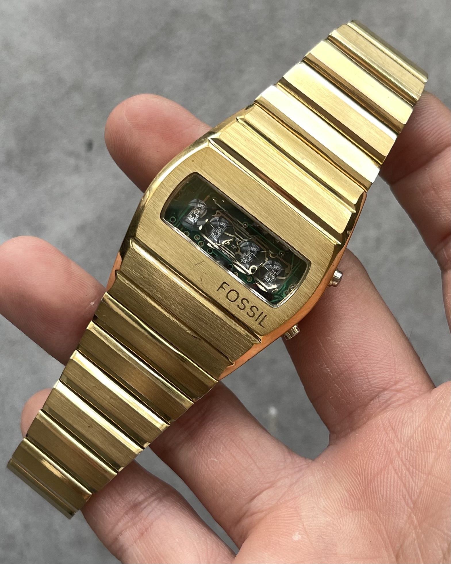 FOSSIL 2002 MATRIX LED WATCH | Artizen Store