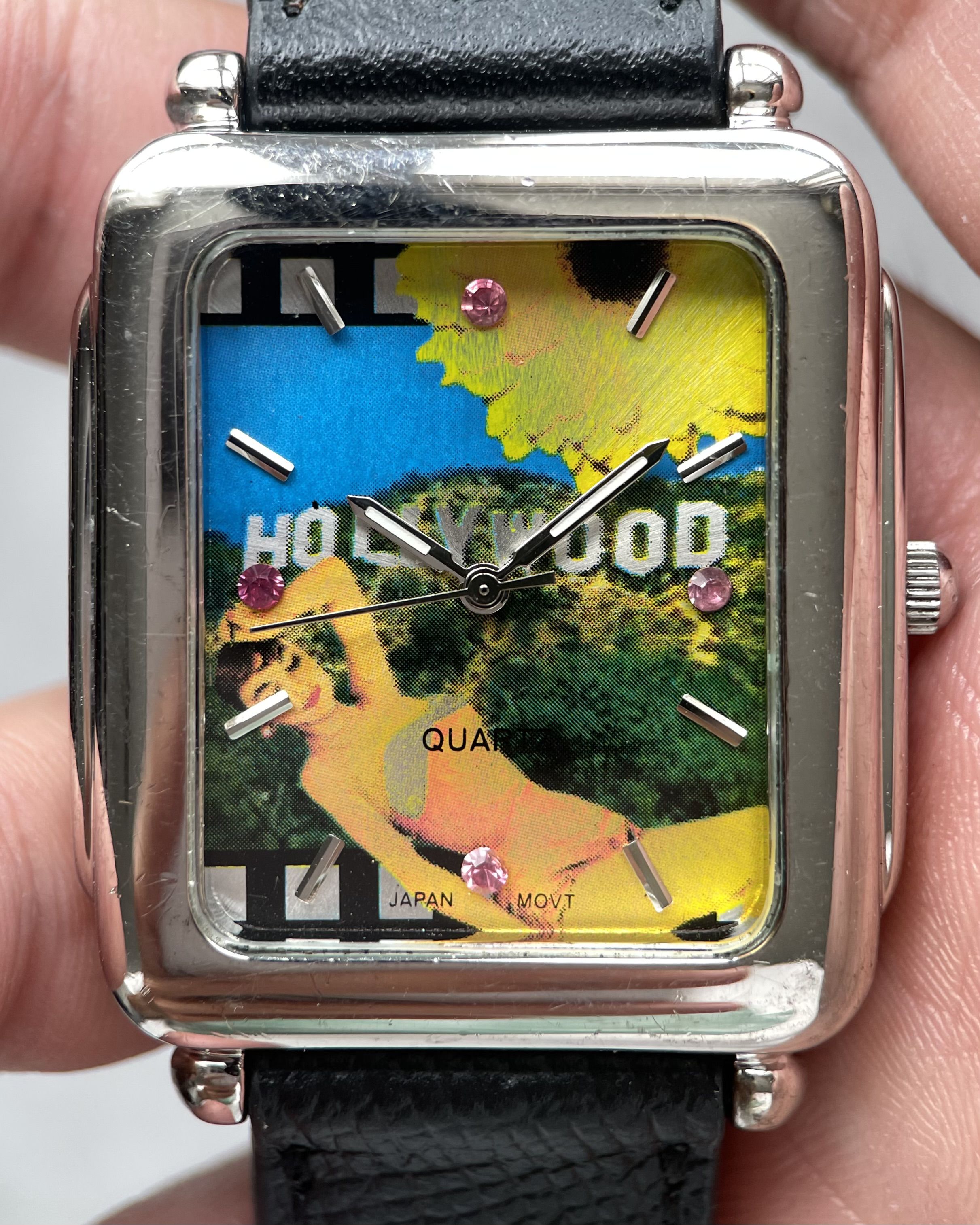 HOLLYWOOD POP ART VINTAGE QUARTZ WATCH 