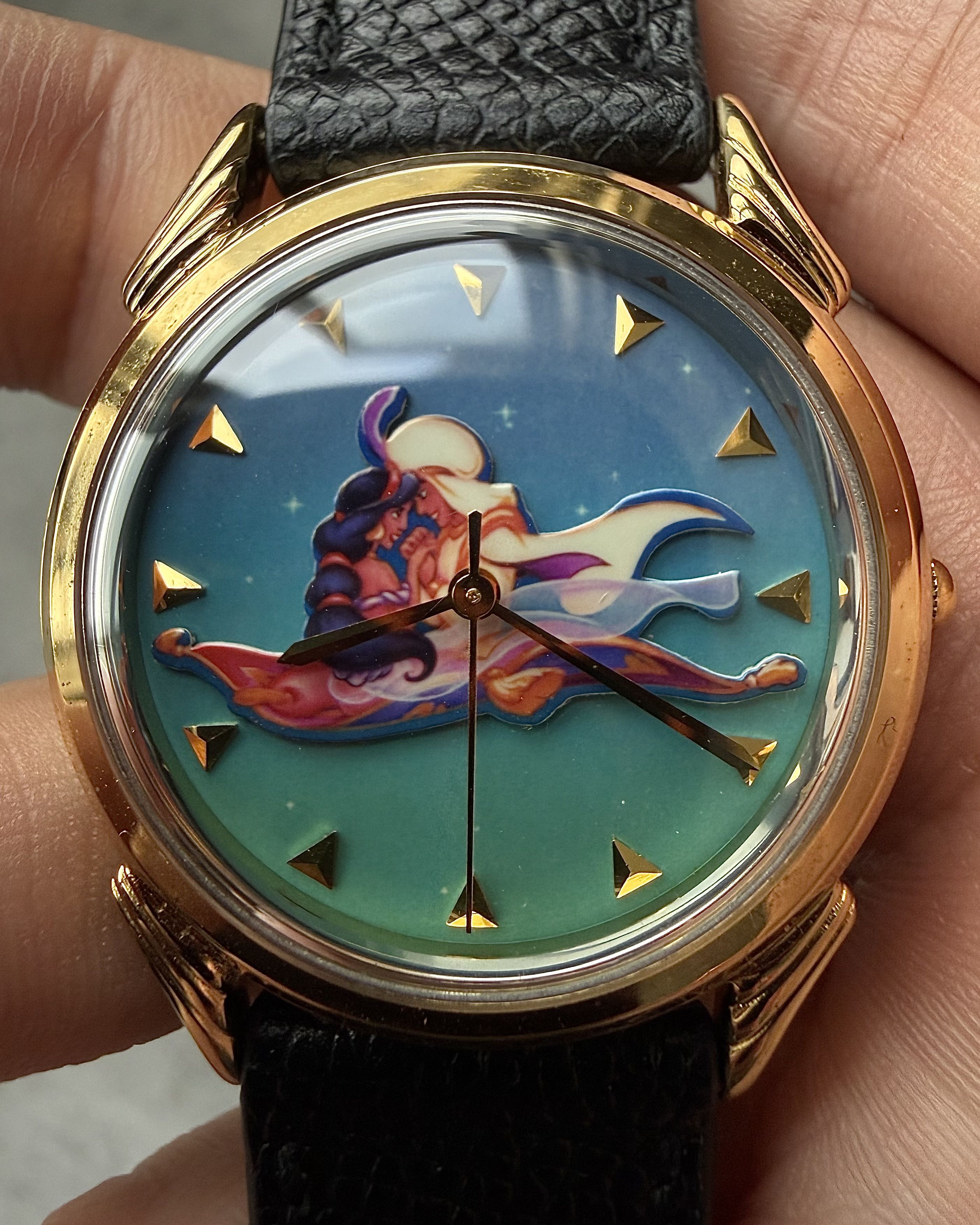 DISNEY ALADDIN MAGIC CARPET RIDE VINTAGE QUARTZ WATCH | Artizen Store