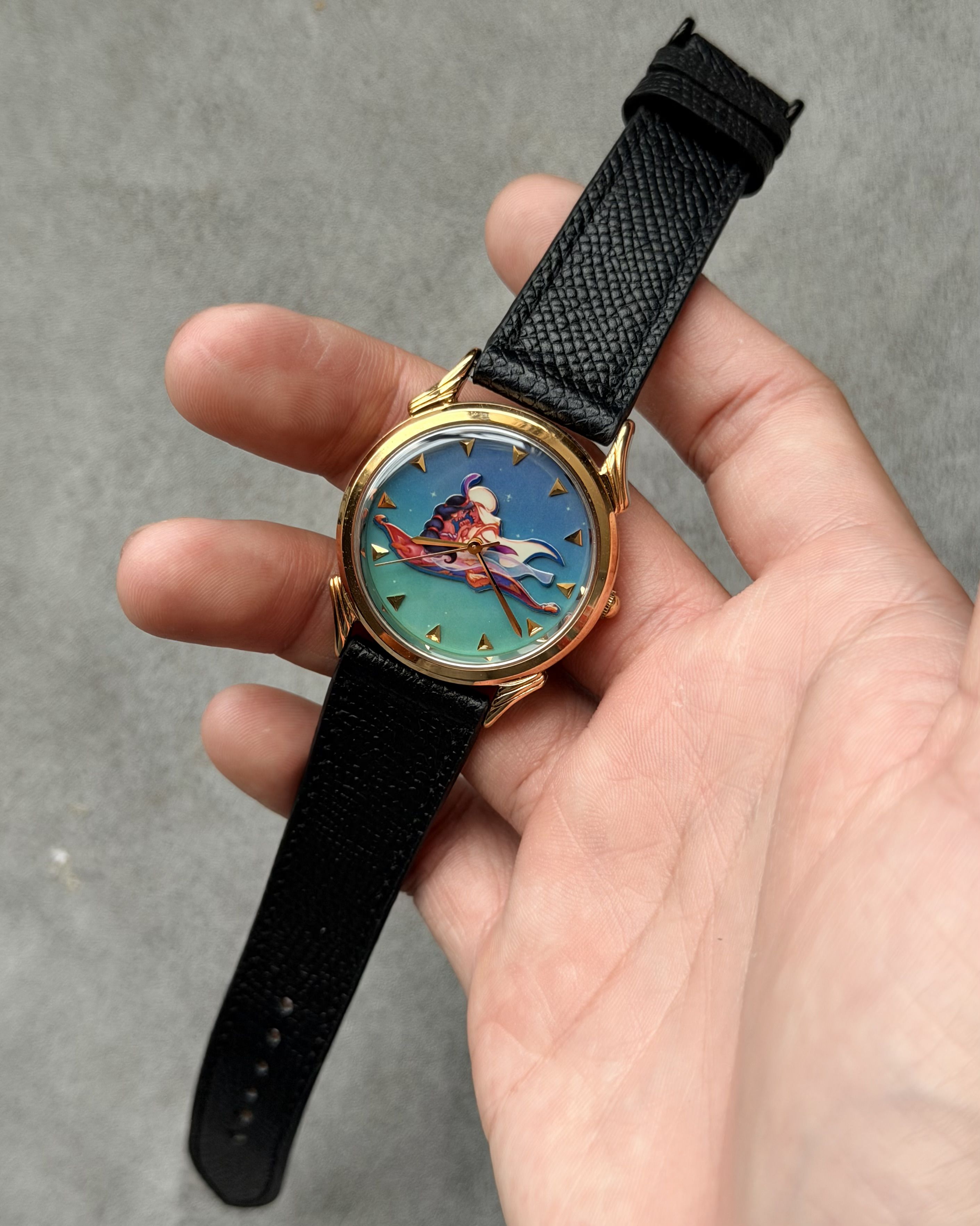 DISNEY ALADDIN MAGIC CARPET RIDE VINTAGE QUARTZ WATCH | Artizen Store