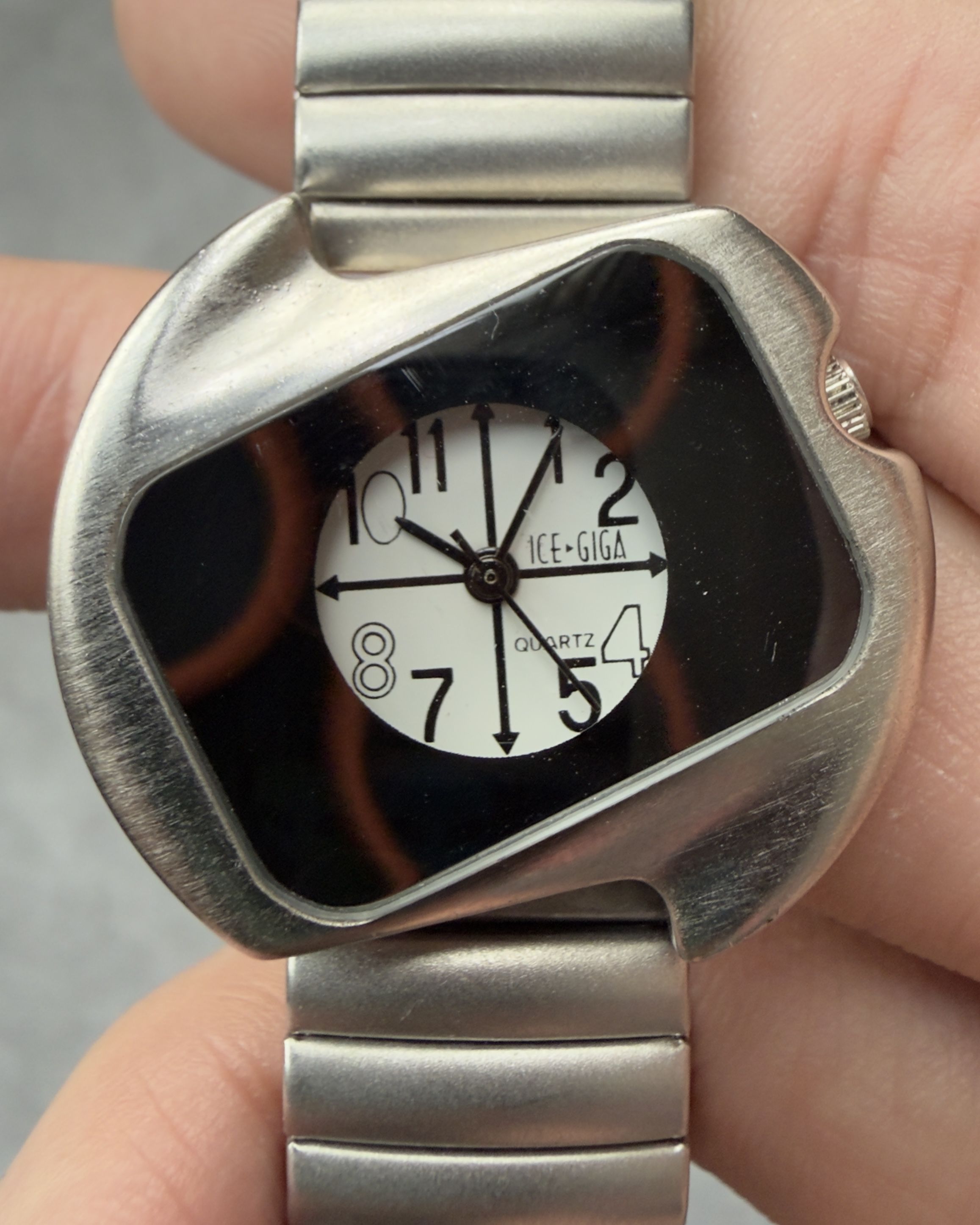 ICE GIGA BLADE VINTAGE QUARTZ WATCH