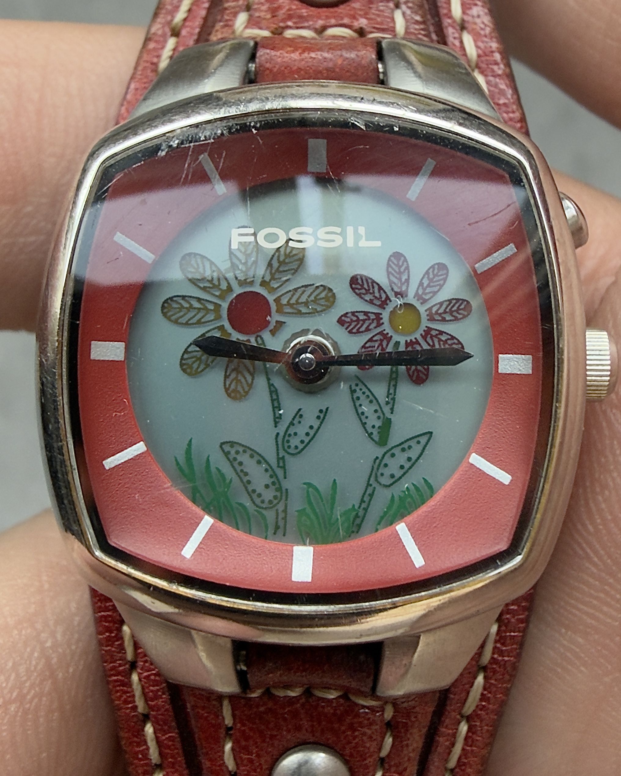 FOSSIL FLOWERS ANIMATE VINTAGE QUARTZ WATCH 