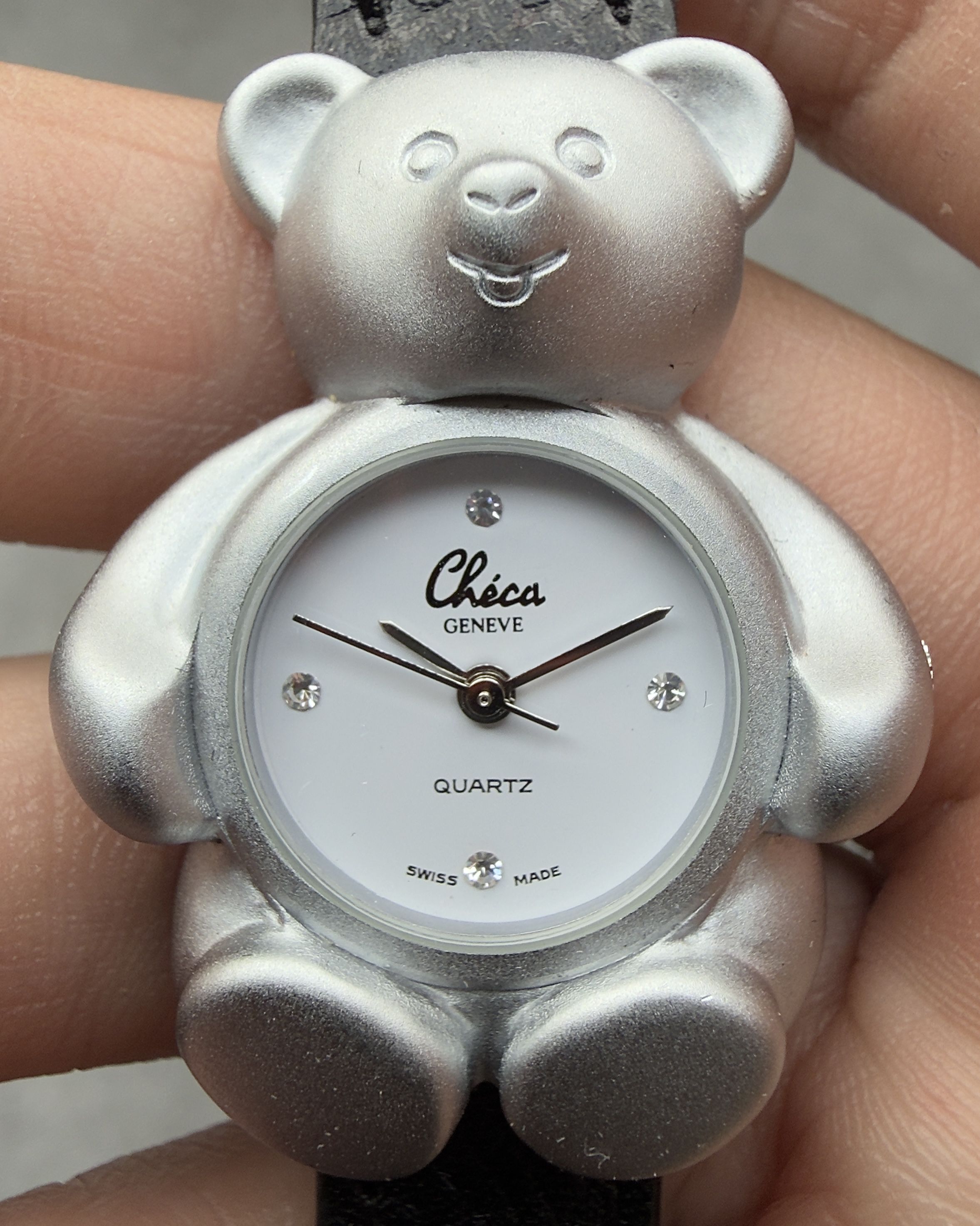 CHECA GENEVE TEDDY BEAR VINTAGE QUARTZ WATCH 