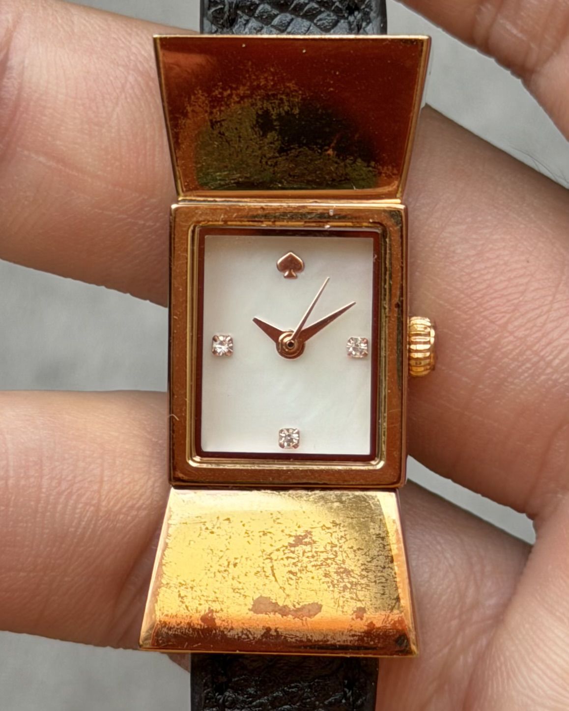 KATE SPADE BOW TIE VINTAGE QUARTZ WATCH