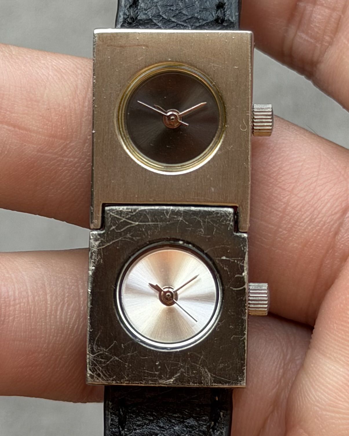 FIGARO PARIS TWIN TIME VINTAGE QUARTZ WATCH