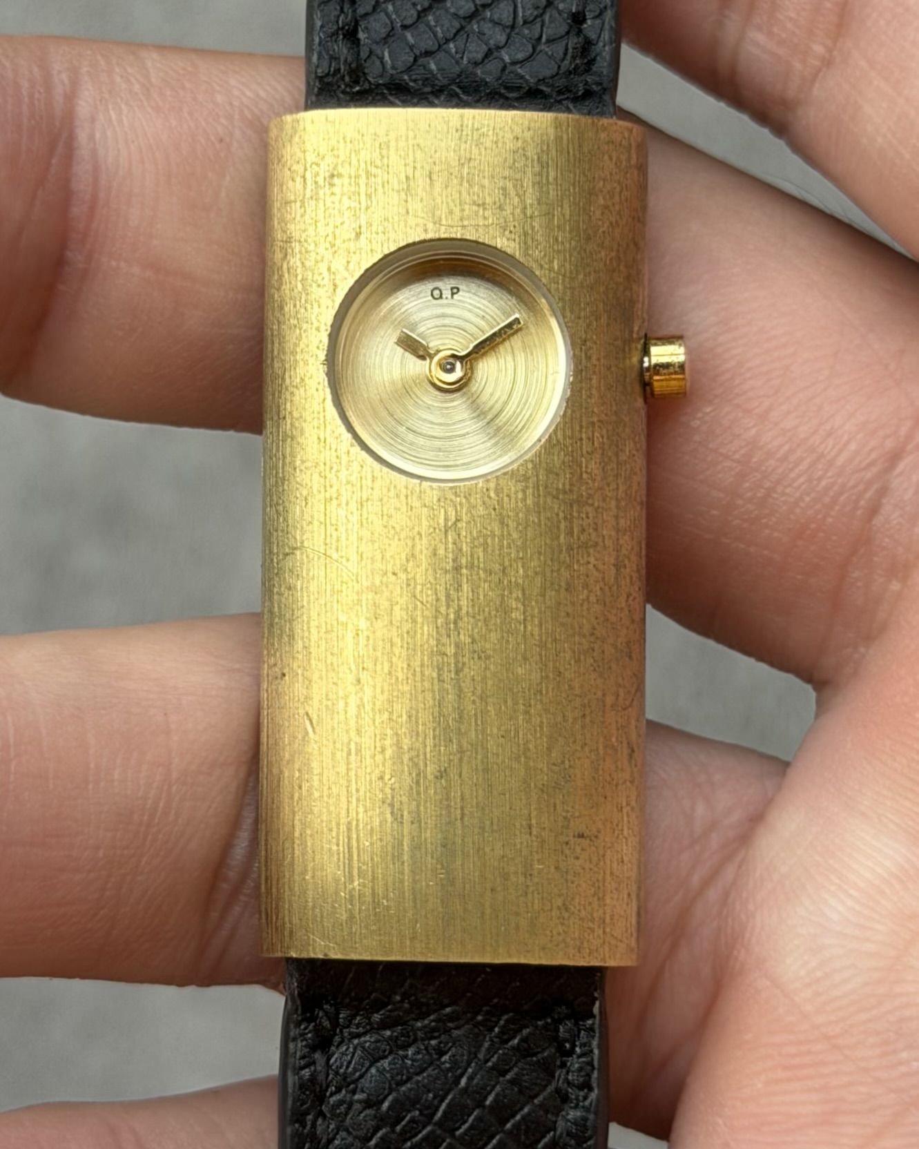 Q.P BRUTALIST VINTAGE QUARTZ WATCH