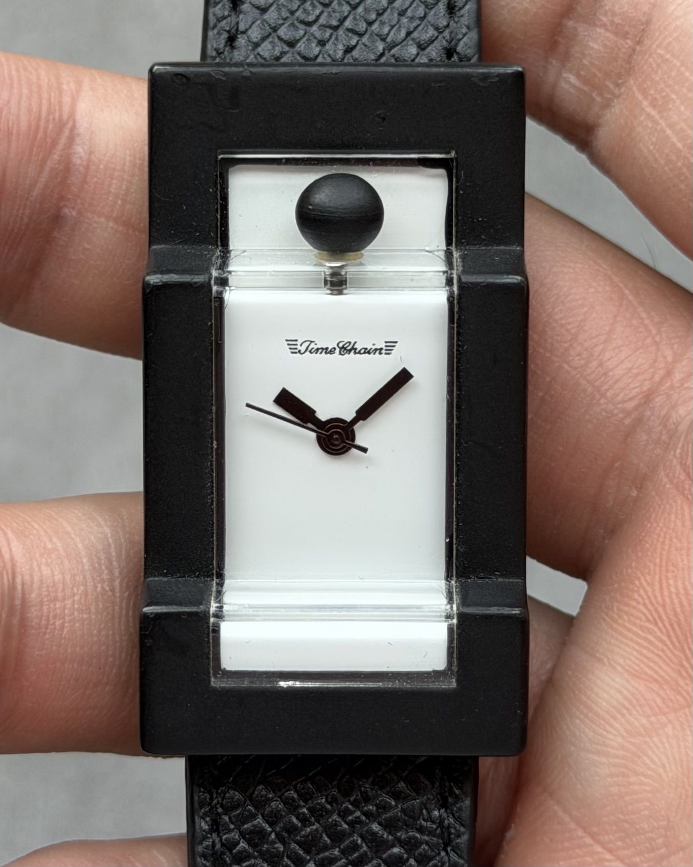 TIME CHAIN ARCHITECTURAL BRUTALIST VINTAGE QUARTZ WATCH 