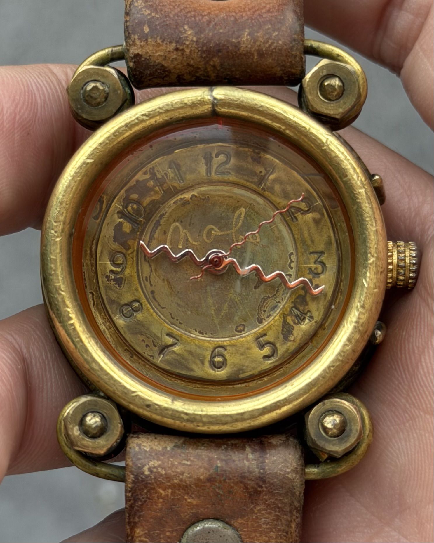 NABE RAW BRASS HAND CRAFTED VINTAGE QUARTZ WATCH 