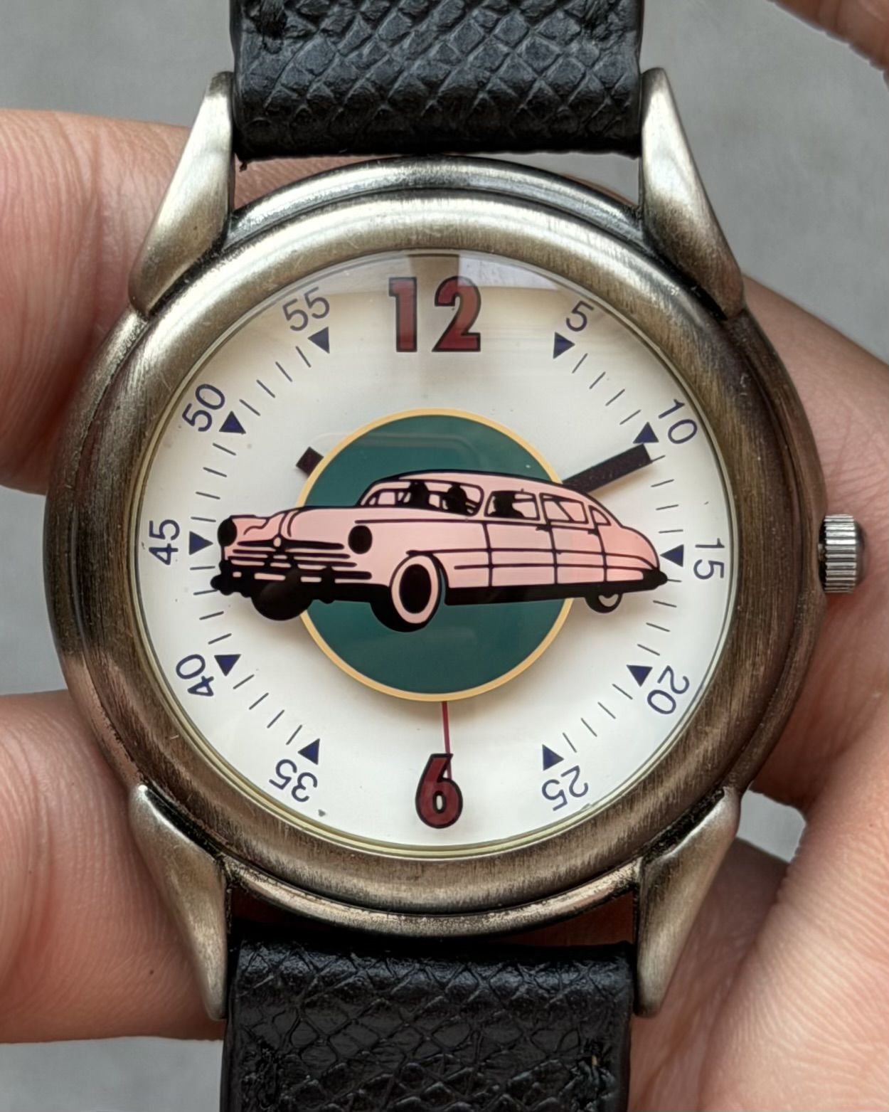 DREAM RETRO CAR VINTAGE QUARTZ WATCH 