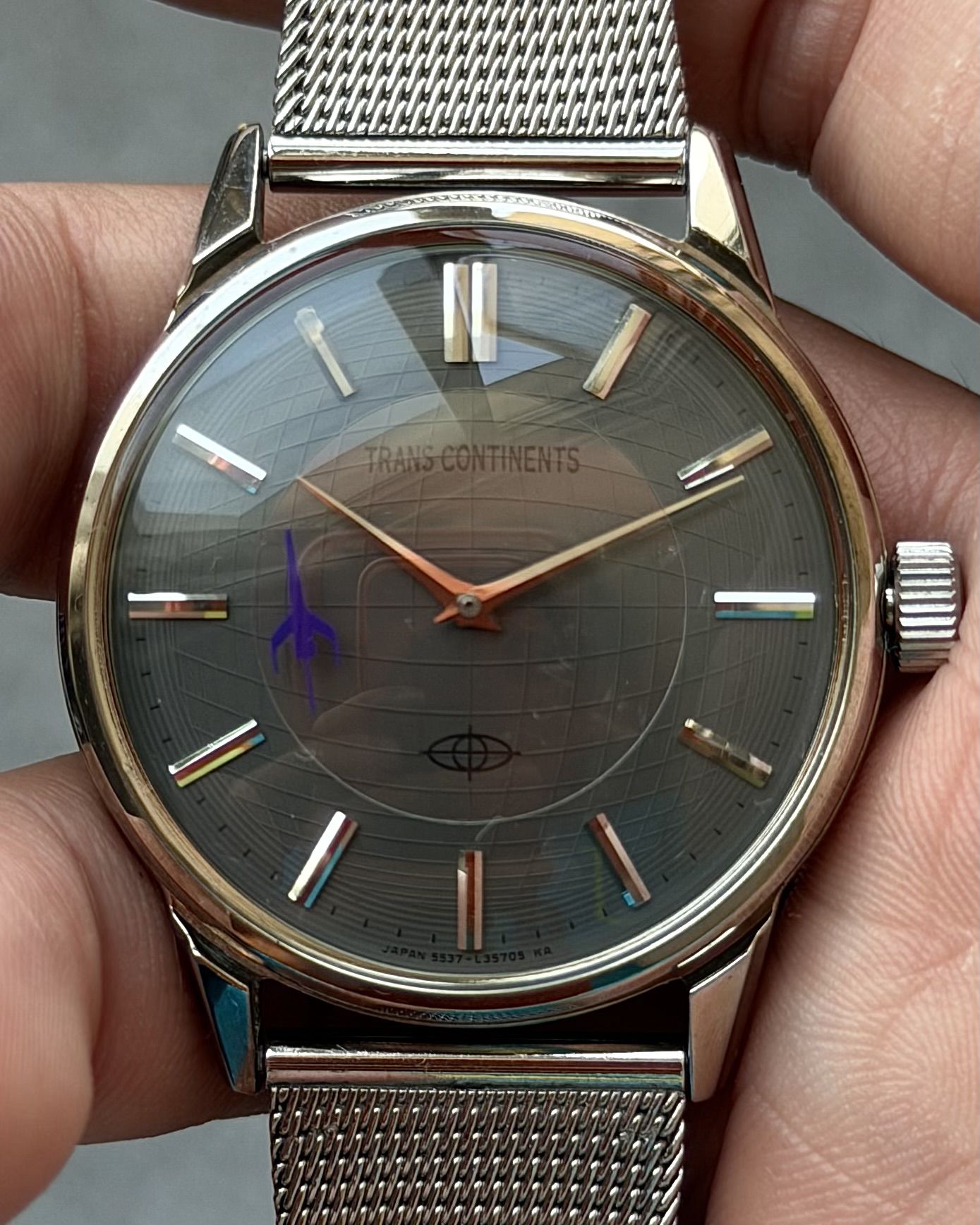 TRANS CONTINENTS ROCKET VINTAGE QUARTZ WATCH