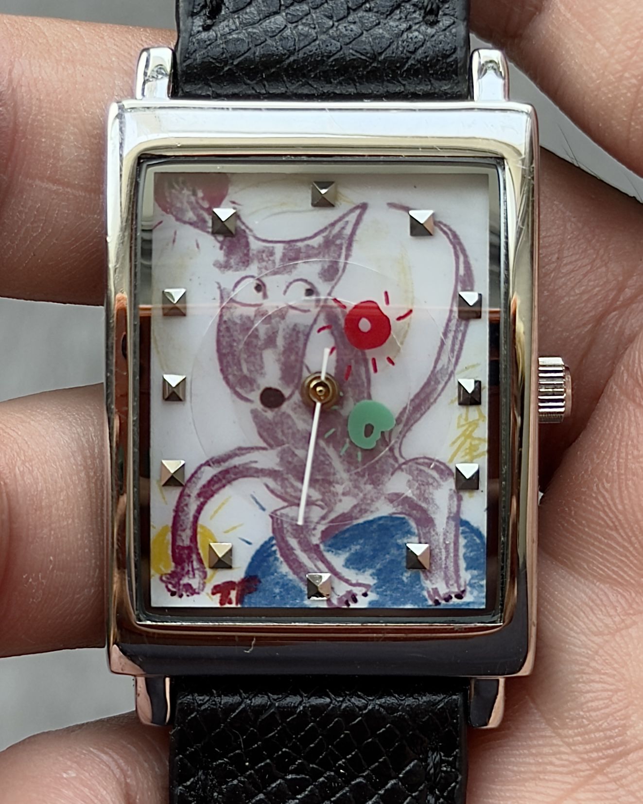 TOSHU MITSUMINE OINUSAMA VINTAGE QUARTZ WATCH