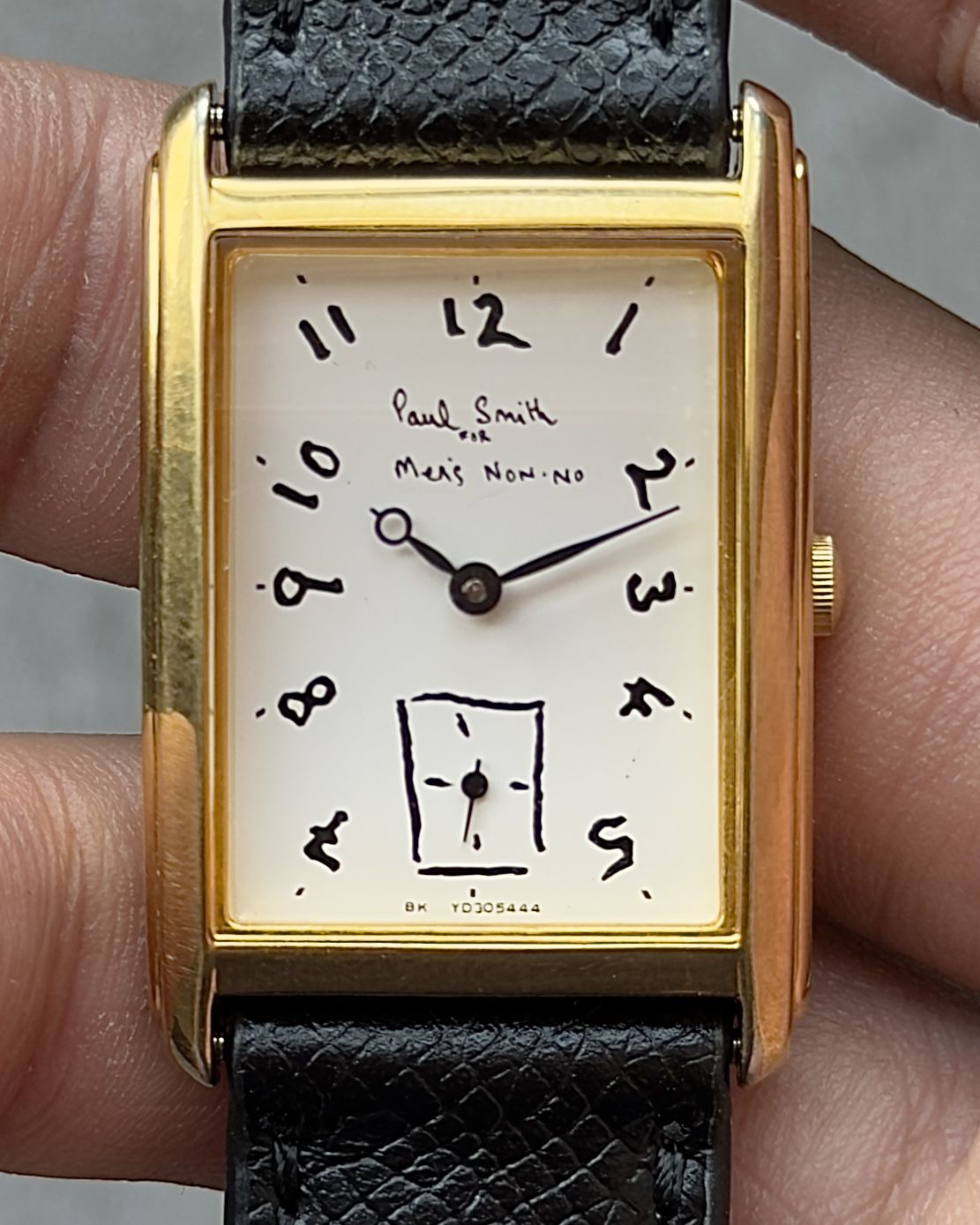 PAUL SMITH for MEN’s NON NO VINTAGE QUARTZ WATCH