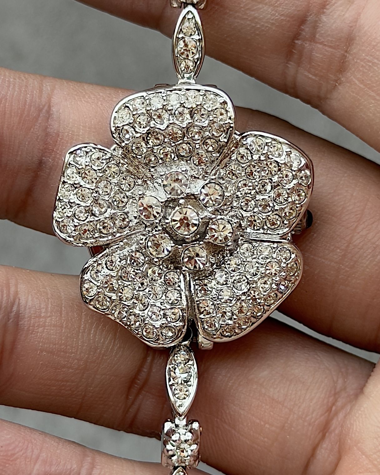 ABISTE CRYSTAL FLOWER SECRET BRACELET VINTAGE QUARTZ WATCH