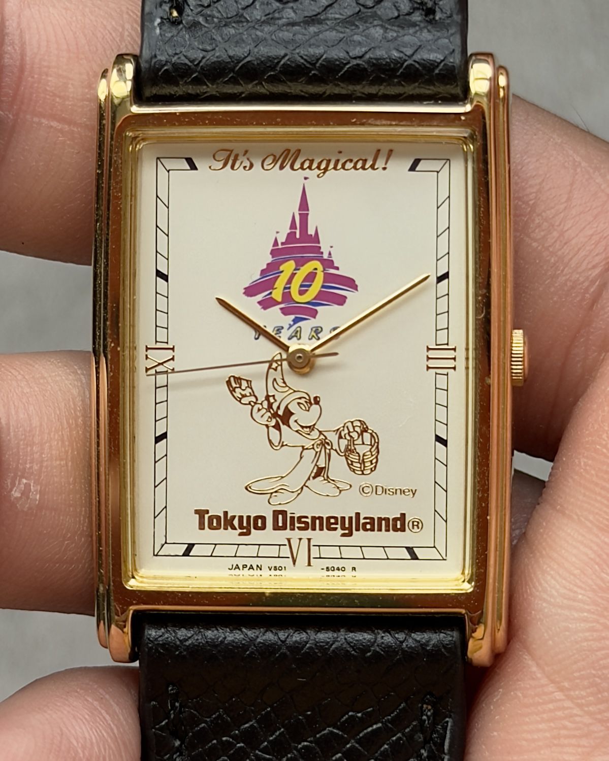 DISNEY 10 YEARS ANNIVERSARY GOLD VINTAGE QUARTZ WATCH