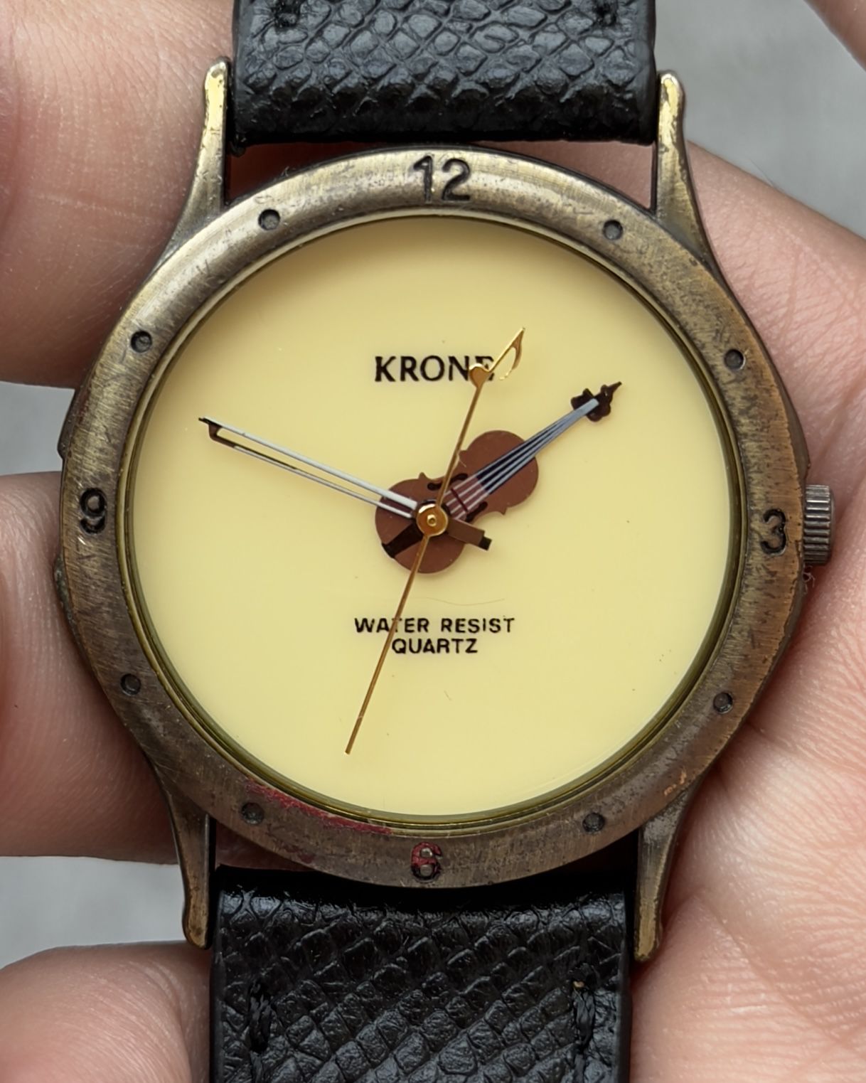 KRONE VIOLIN THEME VINTAGE QUARTZ WATCH 