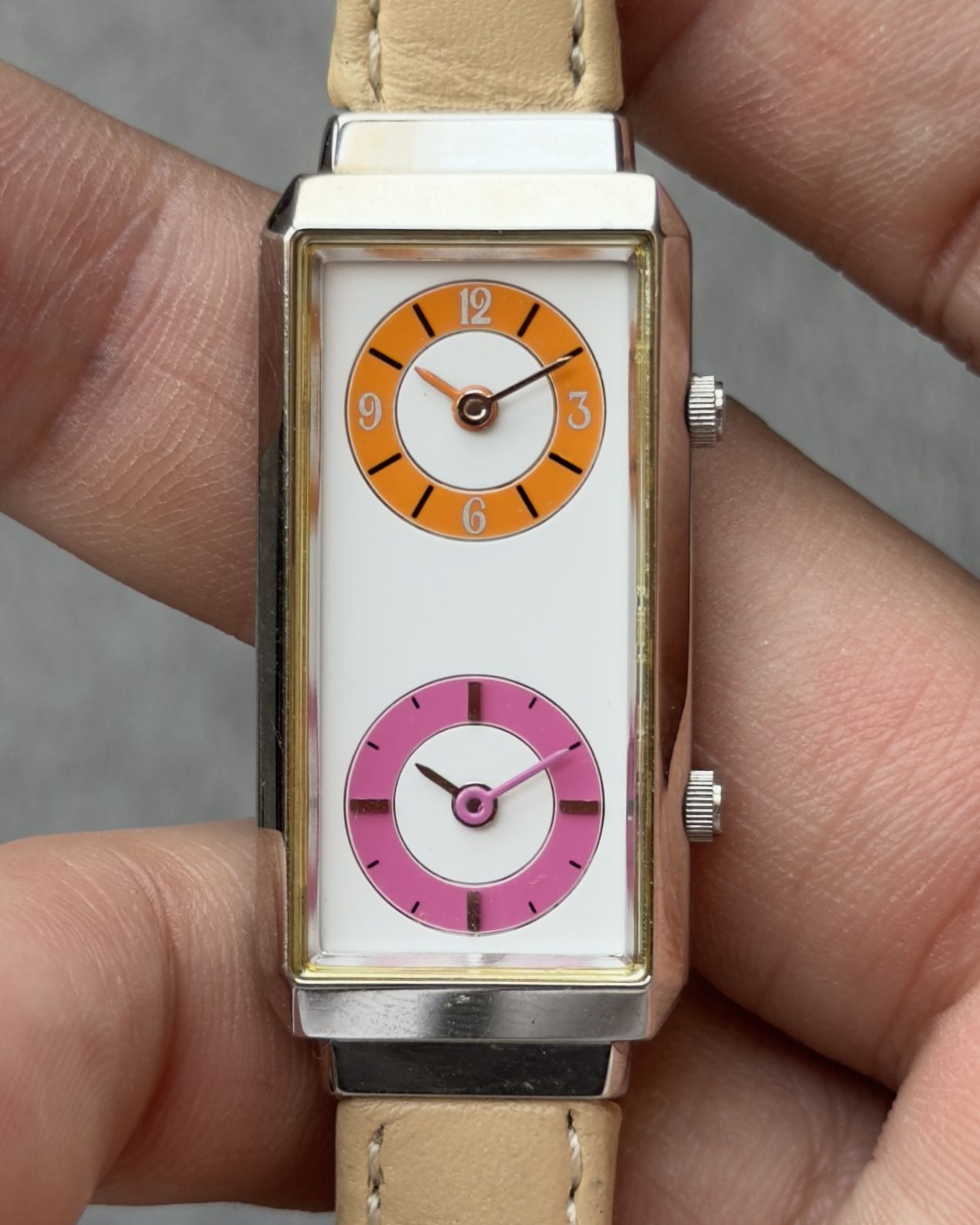 POLA DUAL TIME ZONE VINTAGE QUARTZ WATCH 
