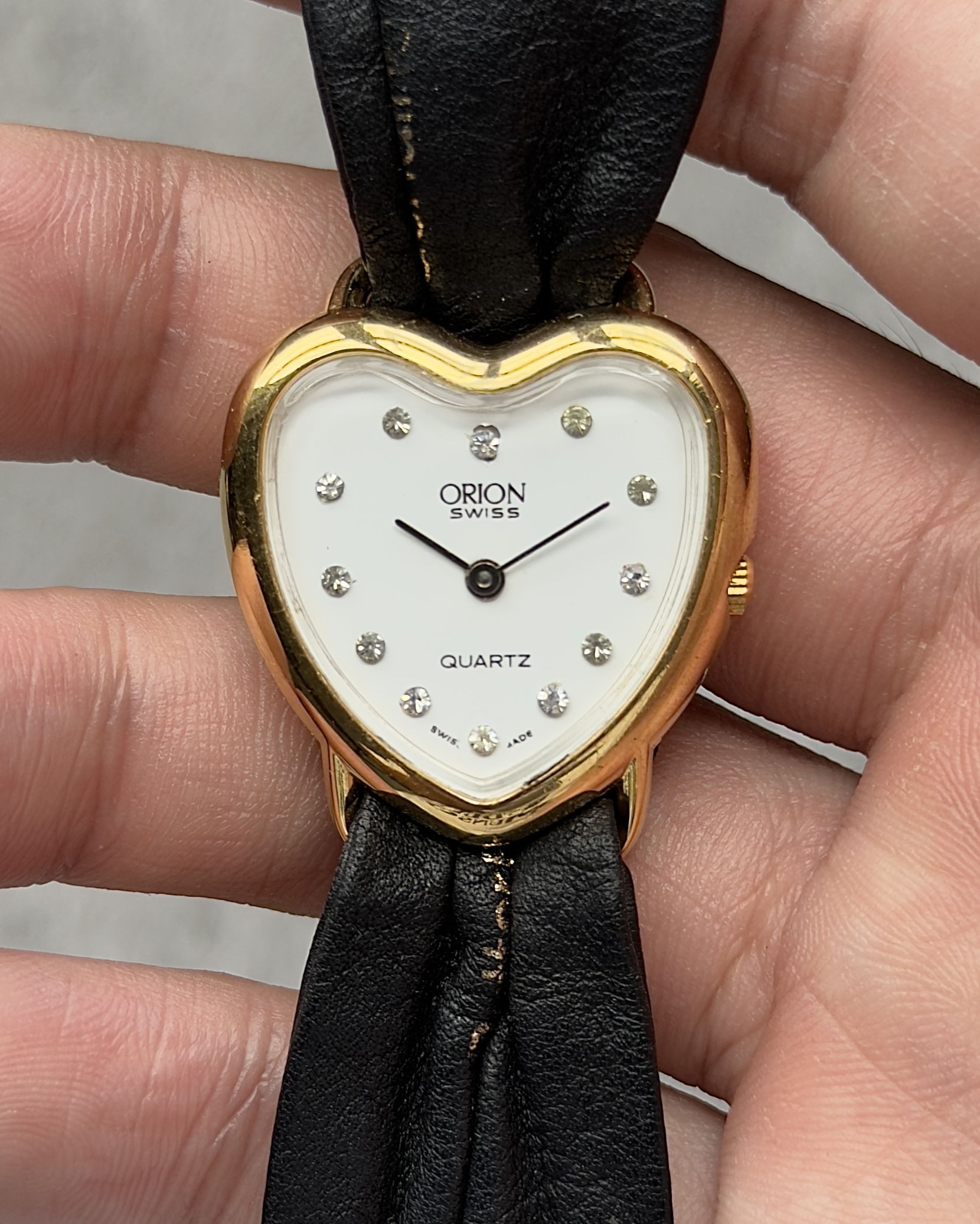 ORION SWISS HEART SHAPED CRYSTAL VINTAGE QUARTZ WATCH 