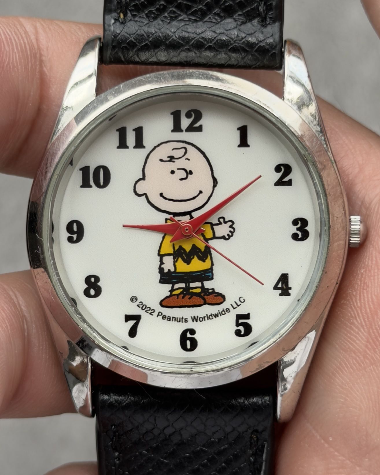JOURNAL STANDARD CHARLIE BROWN QUARTZ WATCH 
