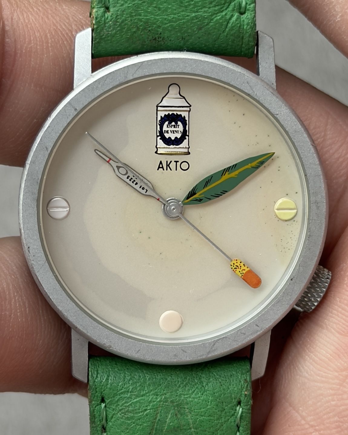 AKTO PHARMACIST VINTAGE QUARTZ WATCH 