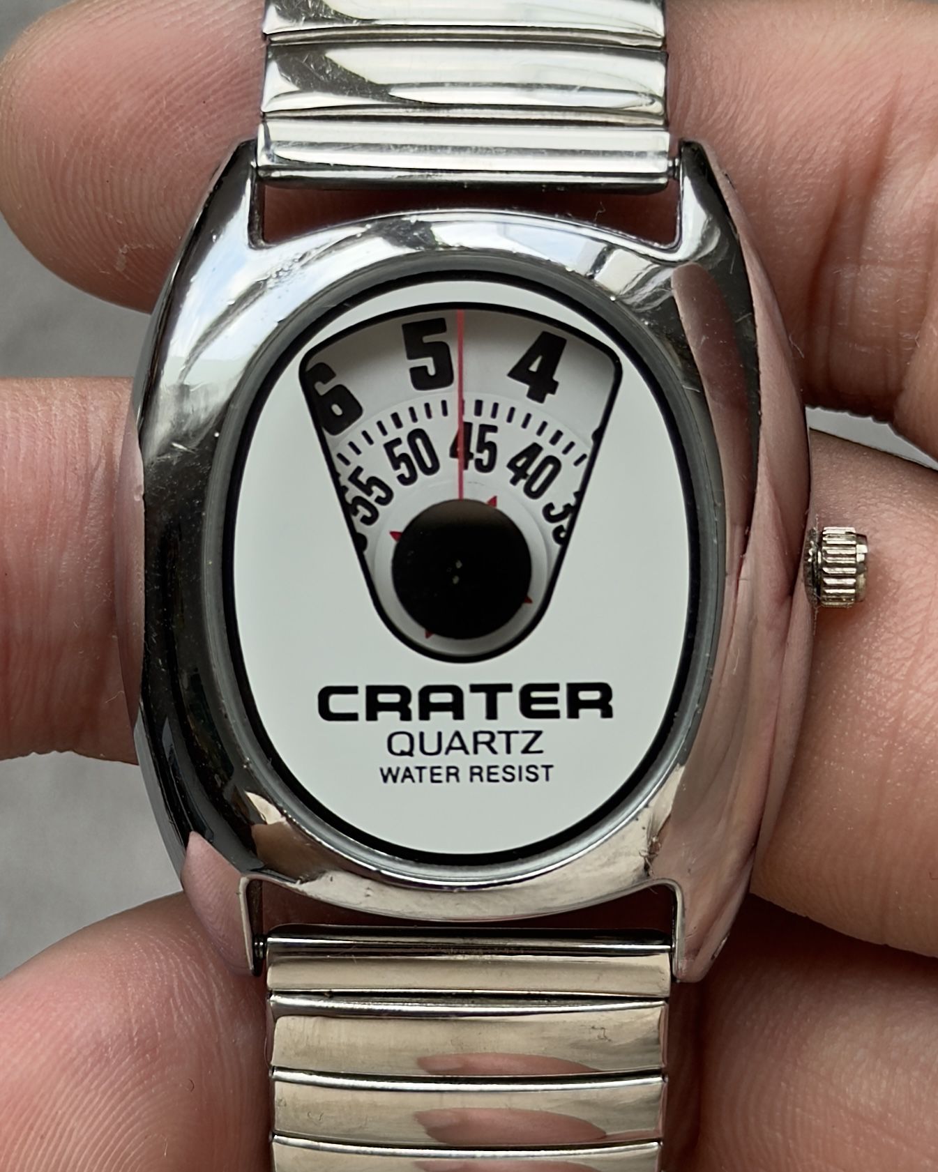 CRATER ROTATING DISK VINTAGE QUARTZ WATCH 