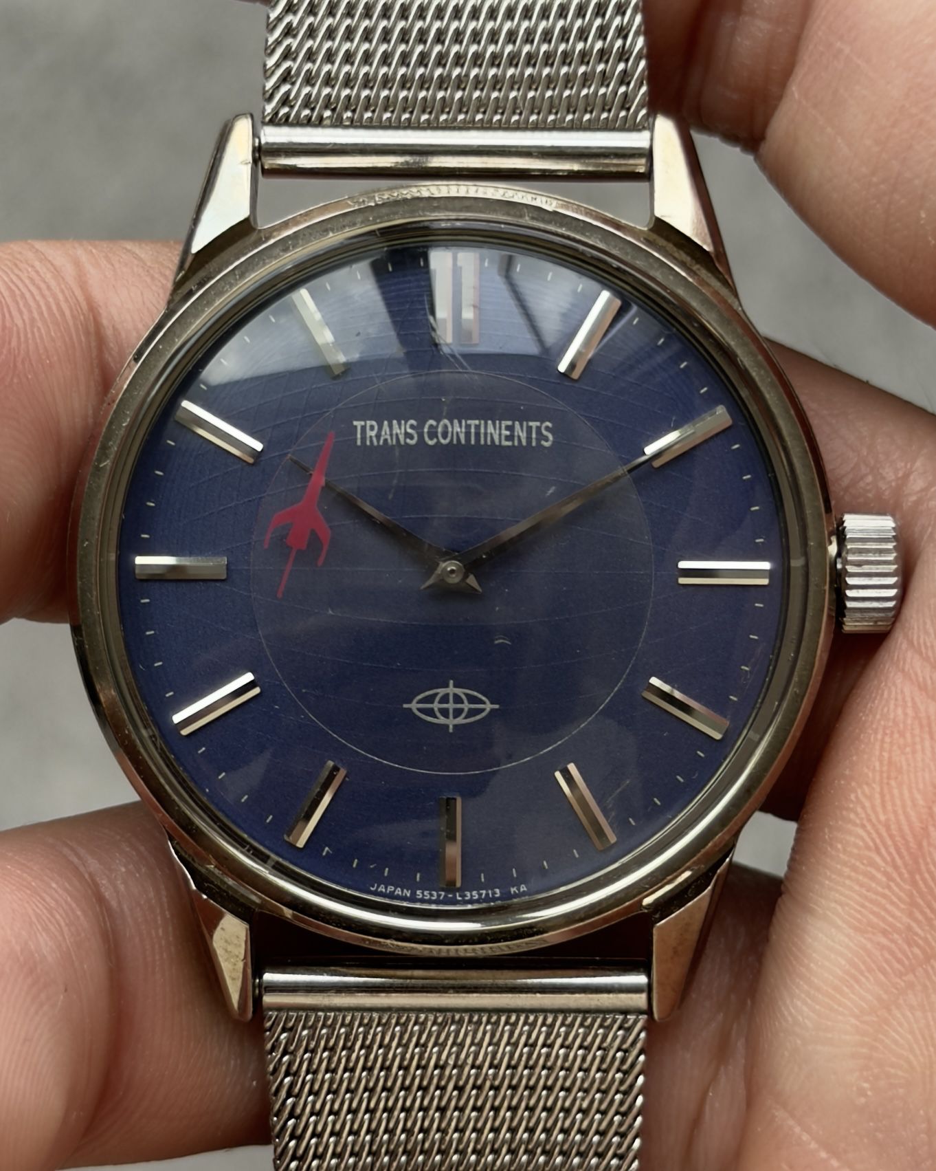 TRANS CONTINENTS ROCKET BLUE DIAL VINTAGE QUARTZ WATCH