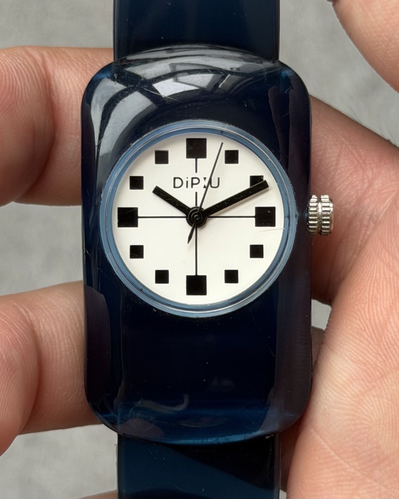 DIP:U TRANSLUCENT BLUE MODERNIST VINTAGE QUARTZ WATCH