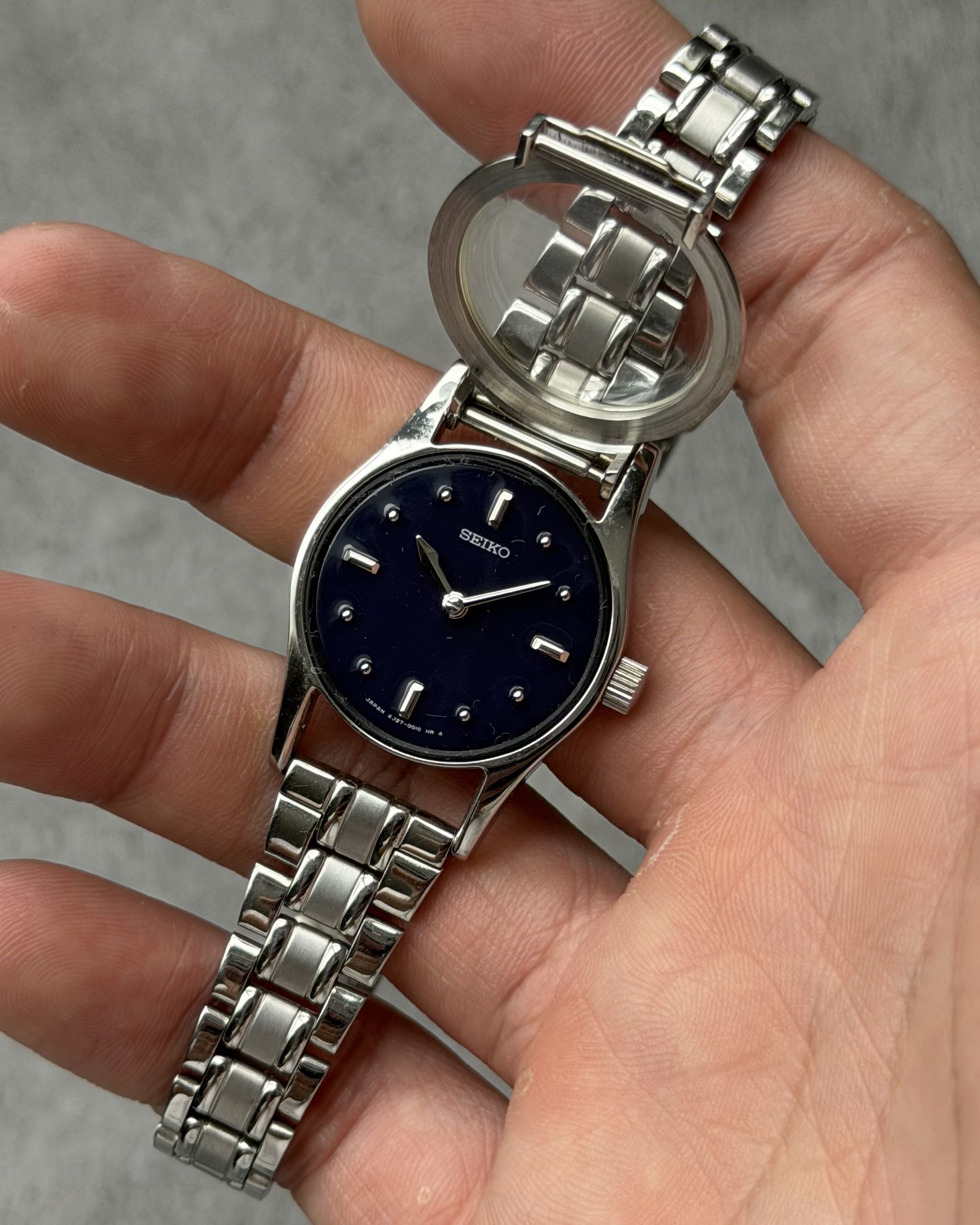 SEIKO BRAILLE DARK BLUE VINTAGE QUARTZ WATCH 