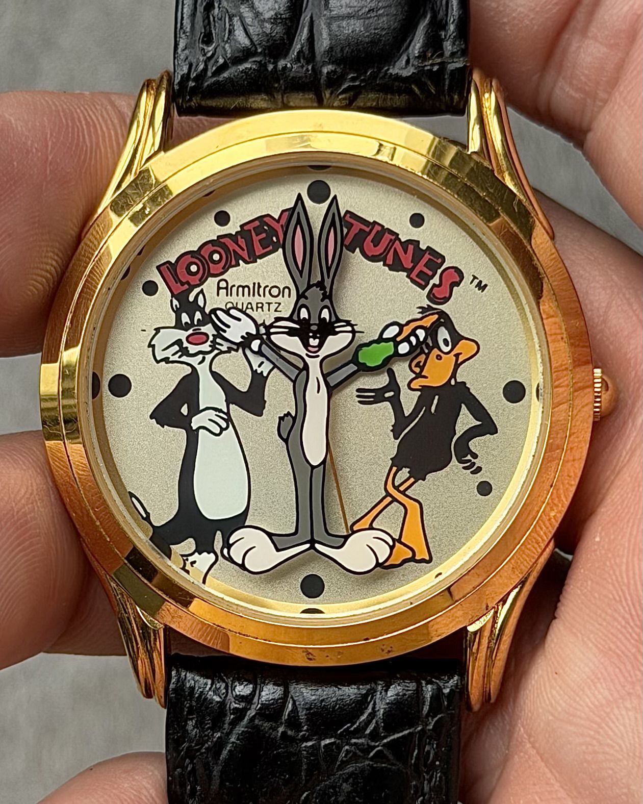 ARMITRON BUGS BUNNY & FRIENDS NOVELTY QUARTZ WATCH