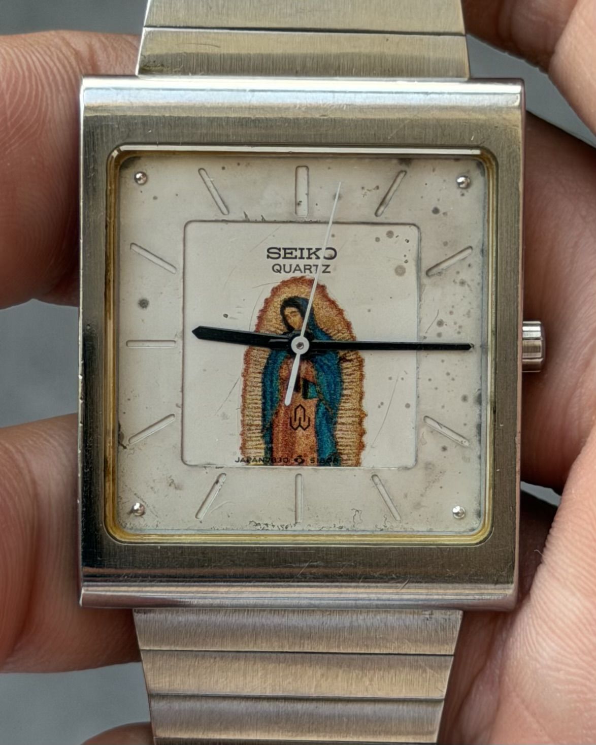 SEIKO STEEL GUADALUPE VINTAGE QUARTZ WATCH 