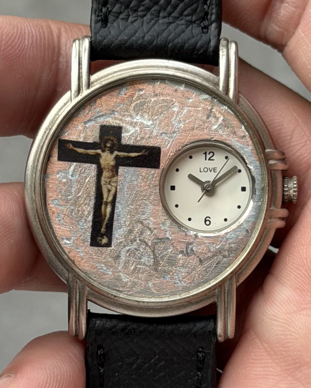FOR LOVE FOREVER CROSS VINTAGE QUARTZ WATCH 