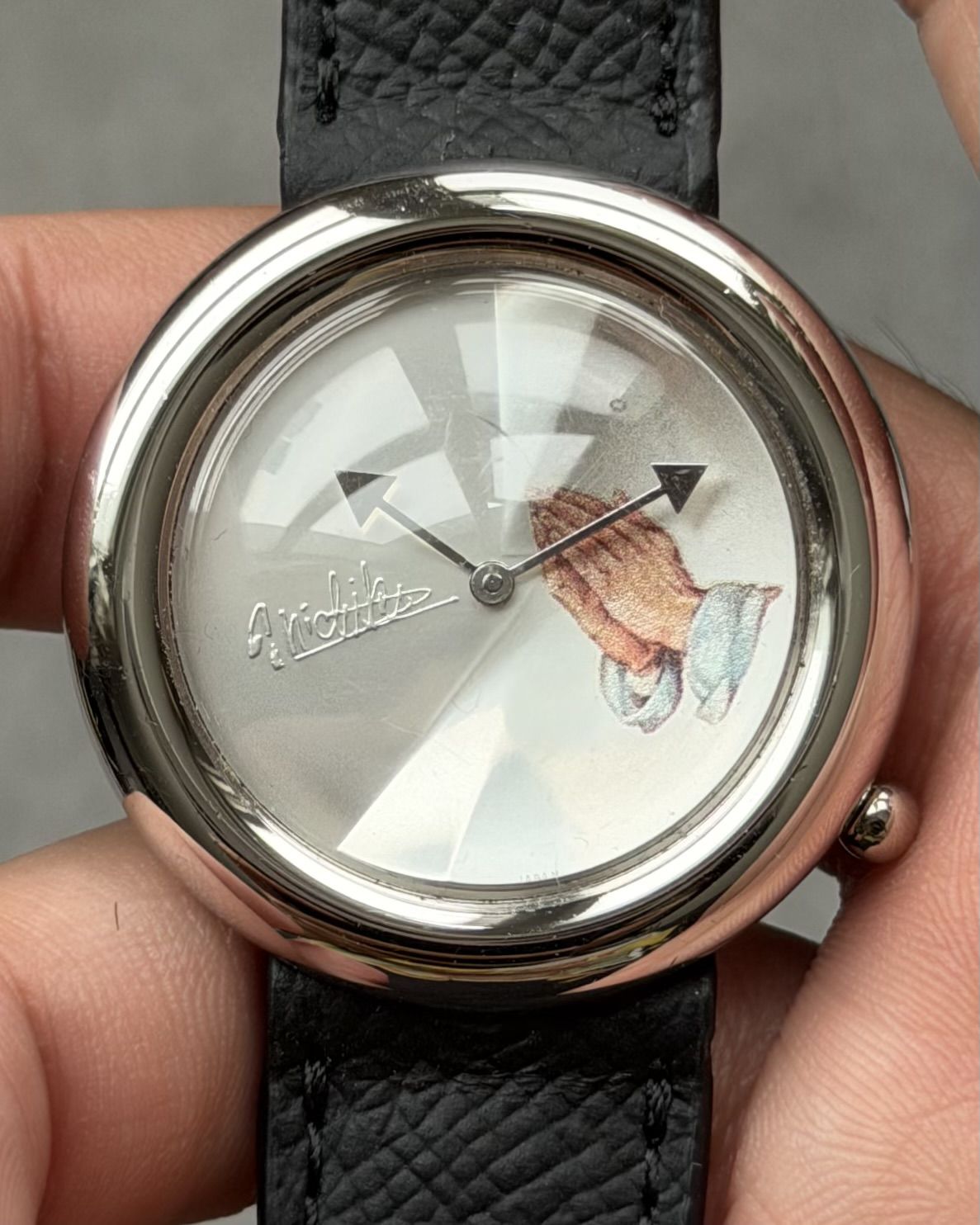 MICHIKO LONDON PRAYER HAND VINTAGE QUARTZ WATCH 