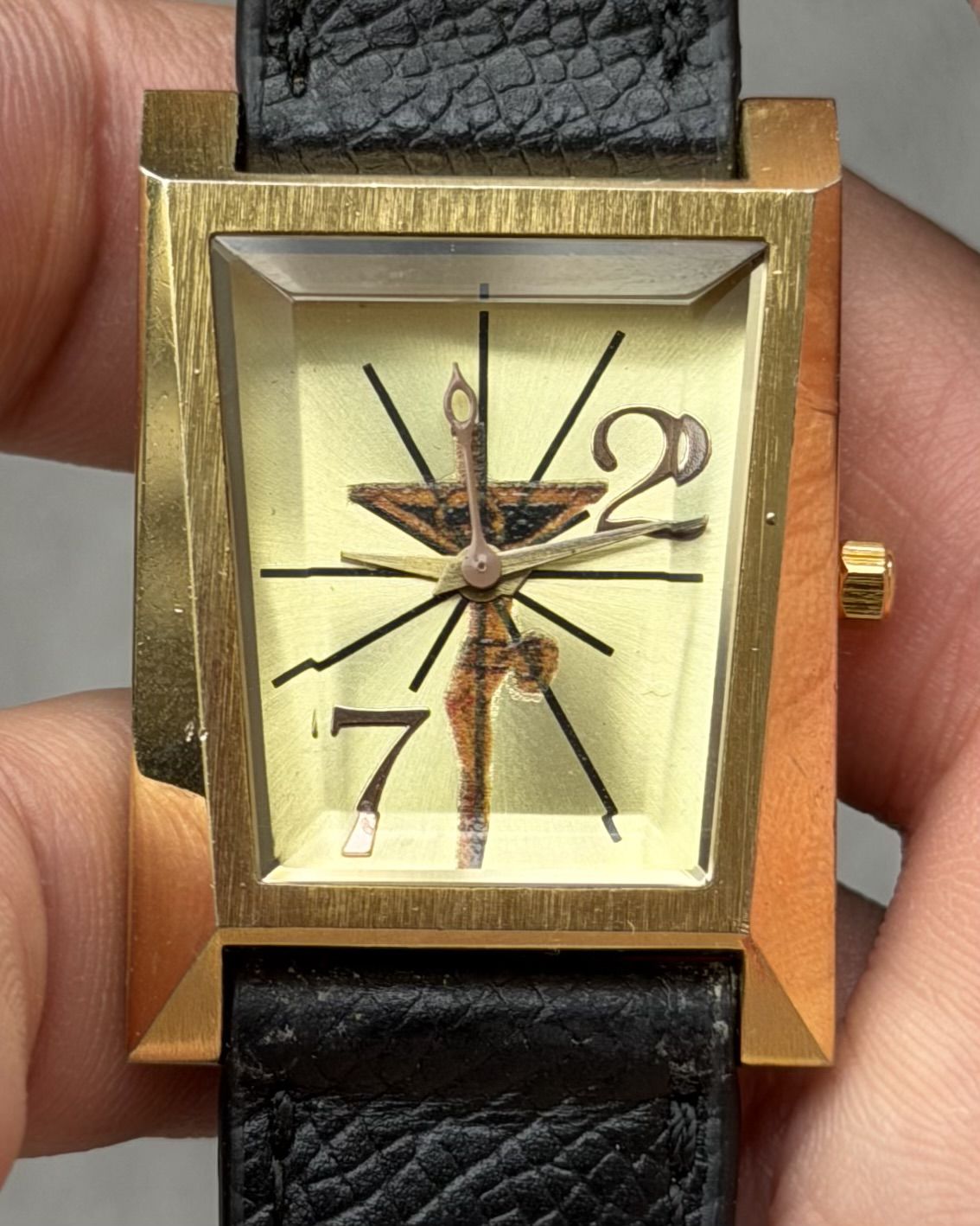 ELITE CATHOLIC VINTAGE QUARTZ WATCH
