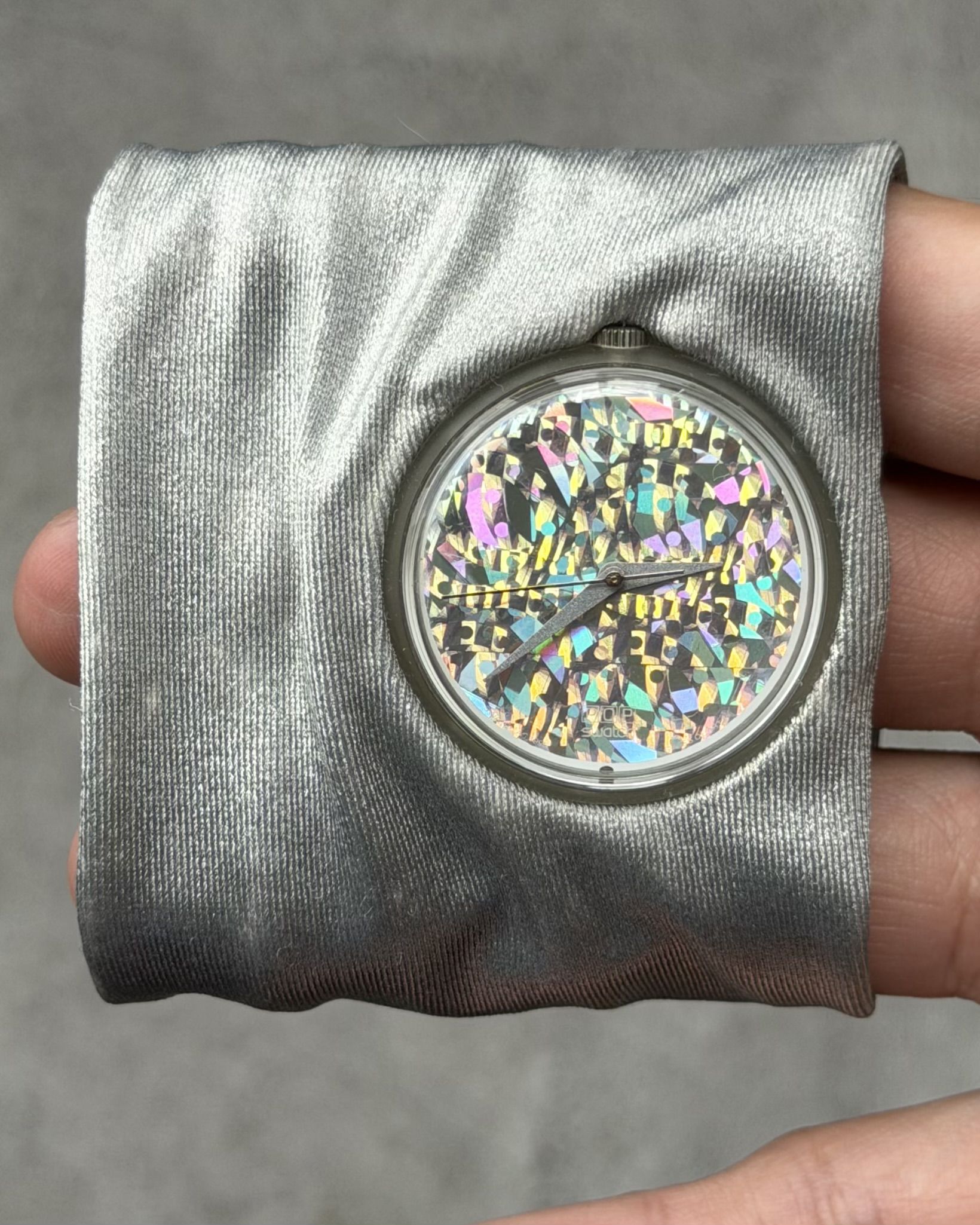 POP SWATCH SHINE BAND VINTAGE QUARTZ WATCH 