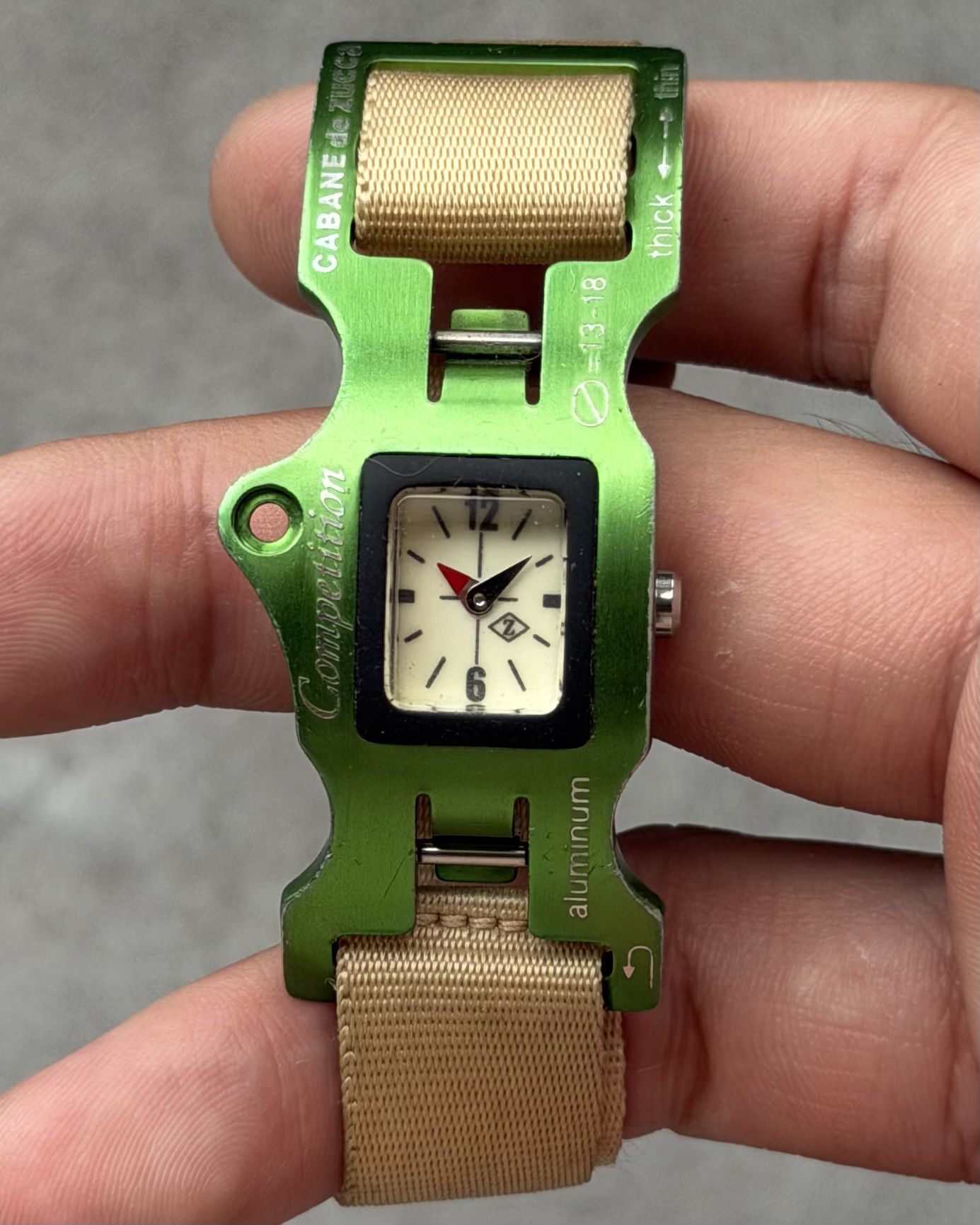 CABANE DE ZUCCA COMPETITION GREEN VINTAGE QUARTZ WATCH 