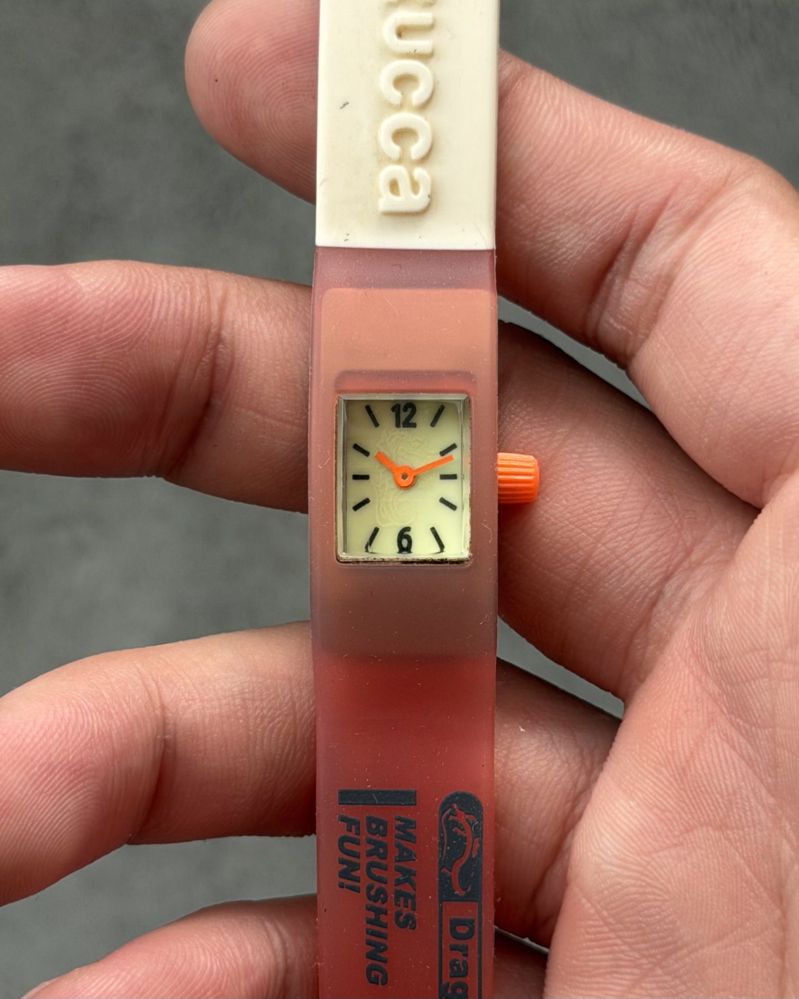 CABANE DE ZUCCA PINK CHEWING GUM VINTAGE QUARTZ WATCH 