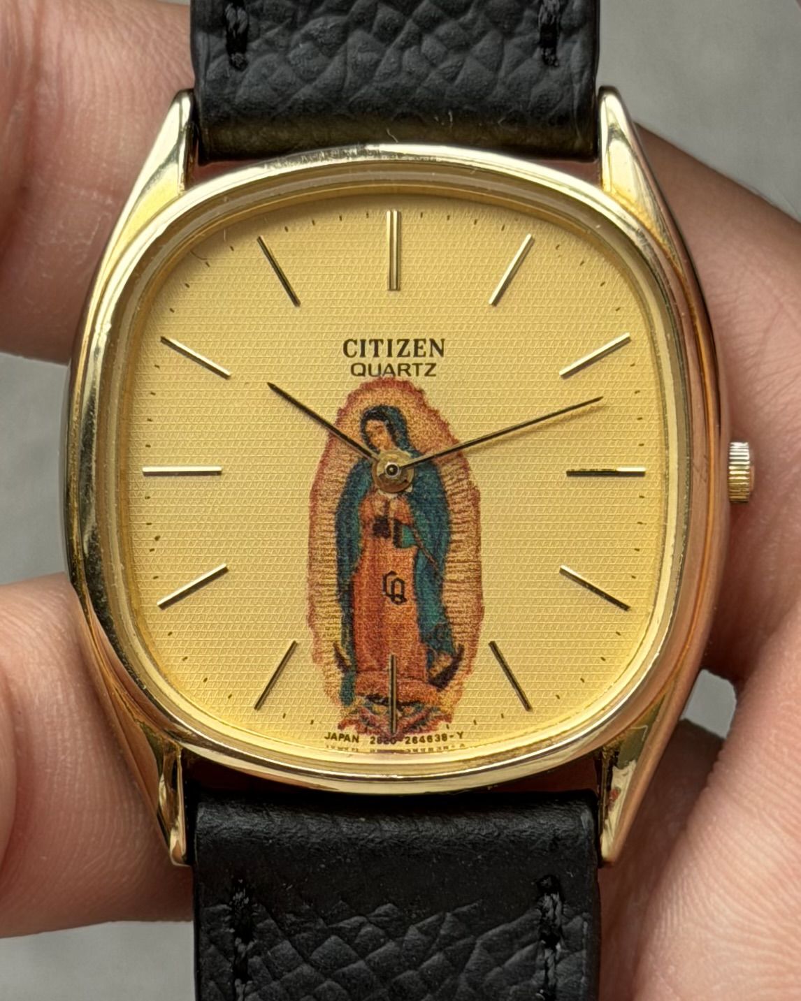 SEIKO QUARTZ CATHOLIC GOLD TONE VINTAGE WATCH 