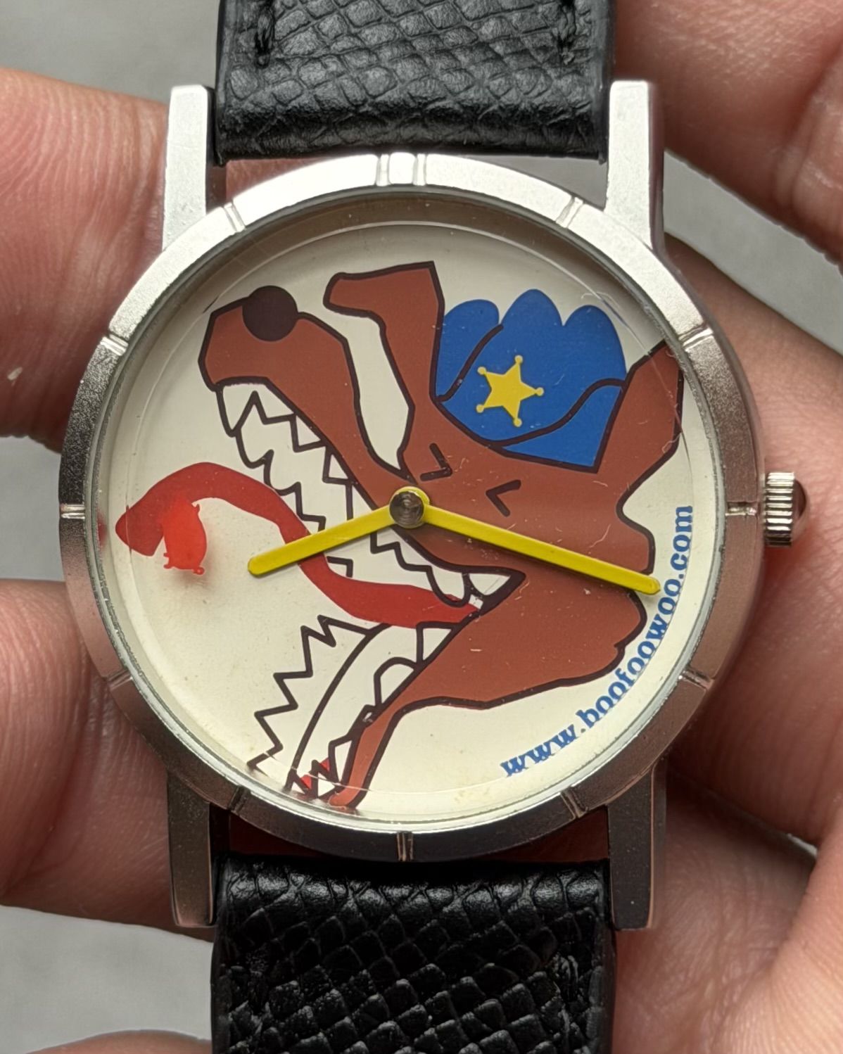 BOOFOOWOO NUPAKACHI VINTAGE QUARTZ WATCH 