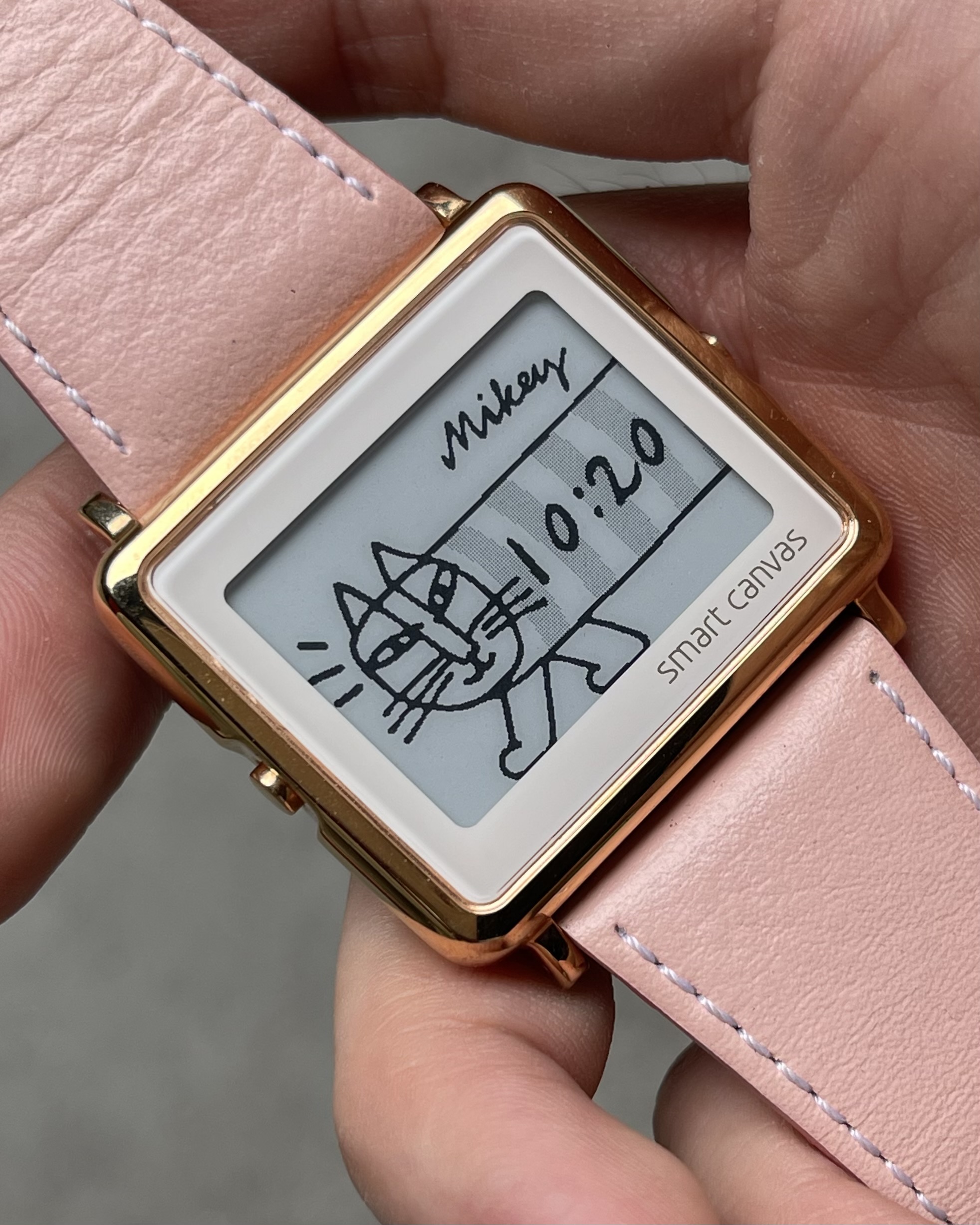 LISA LARSON MIKEY EPSON SMART CANVAS e-Ink WATCH | Artizen Store